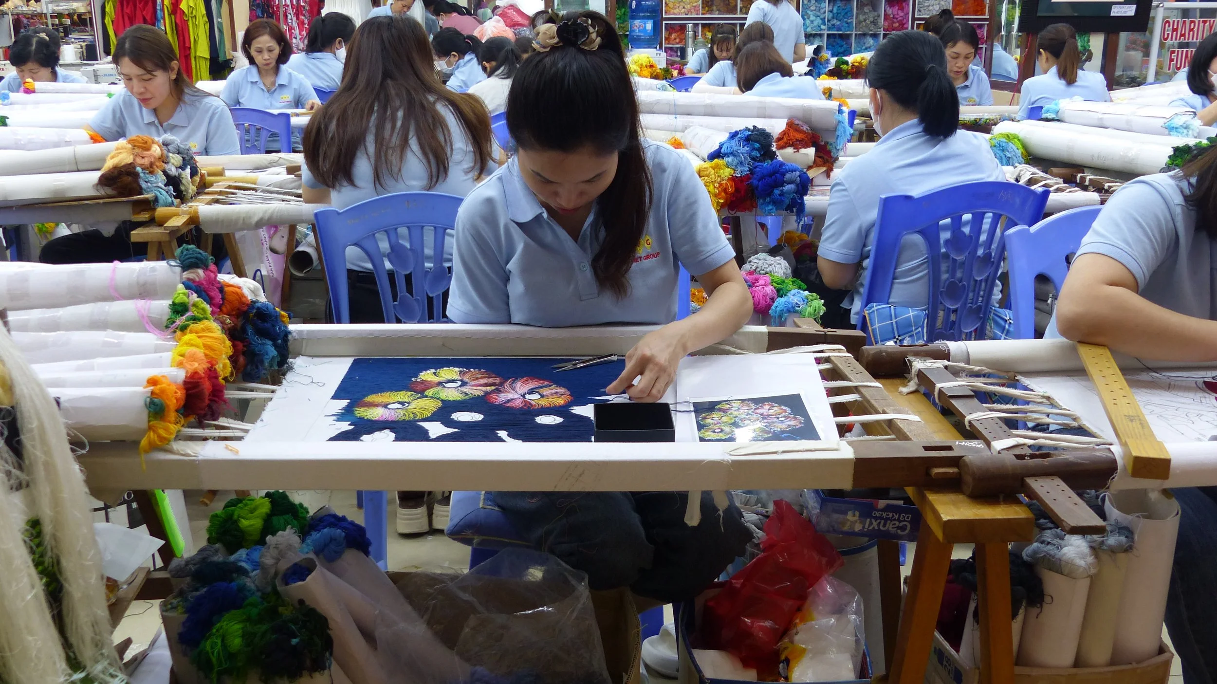 brodeuse de face photo michel.JPG