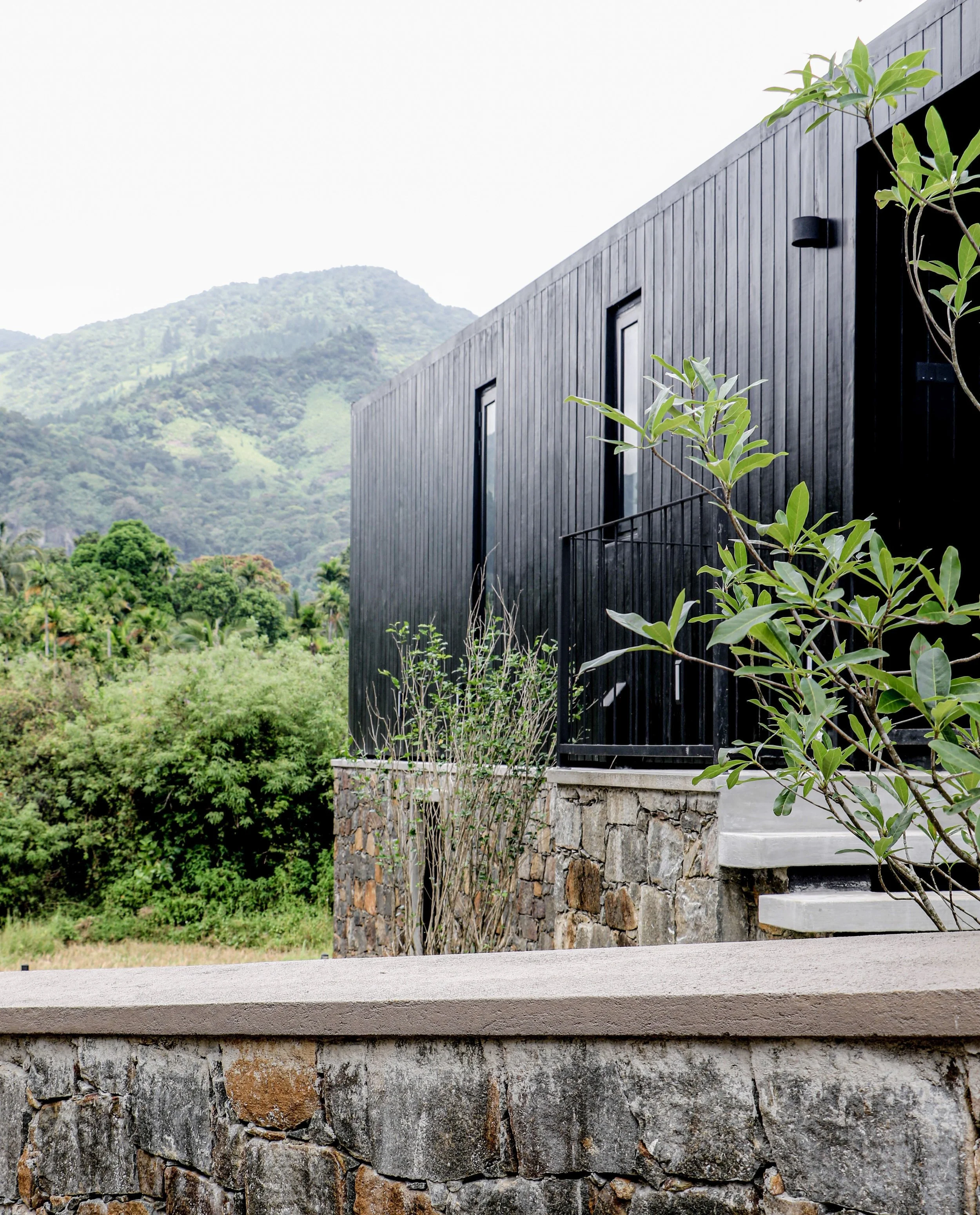 The Riv .  Completed