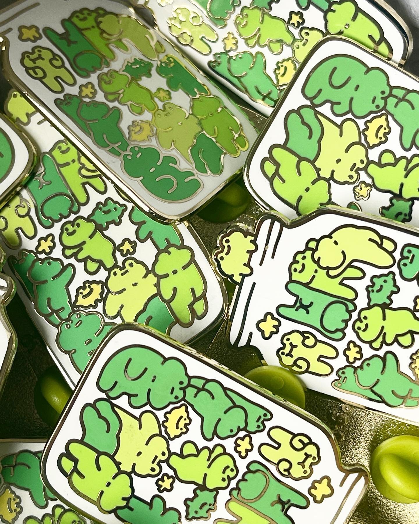 Froggy jar pins are back in stock! 🐸🫙✨