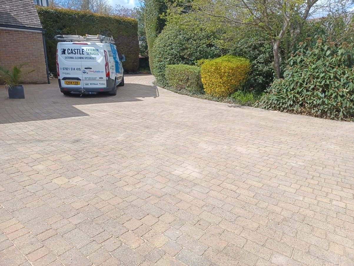Driveway-Clean-And-Re-sand