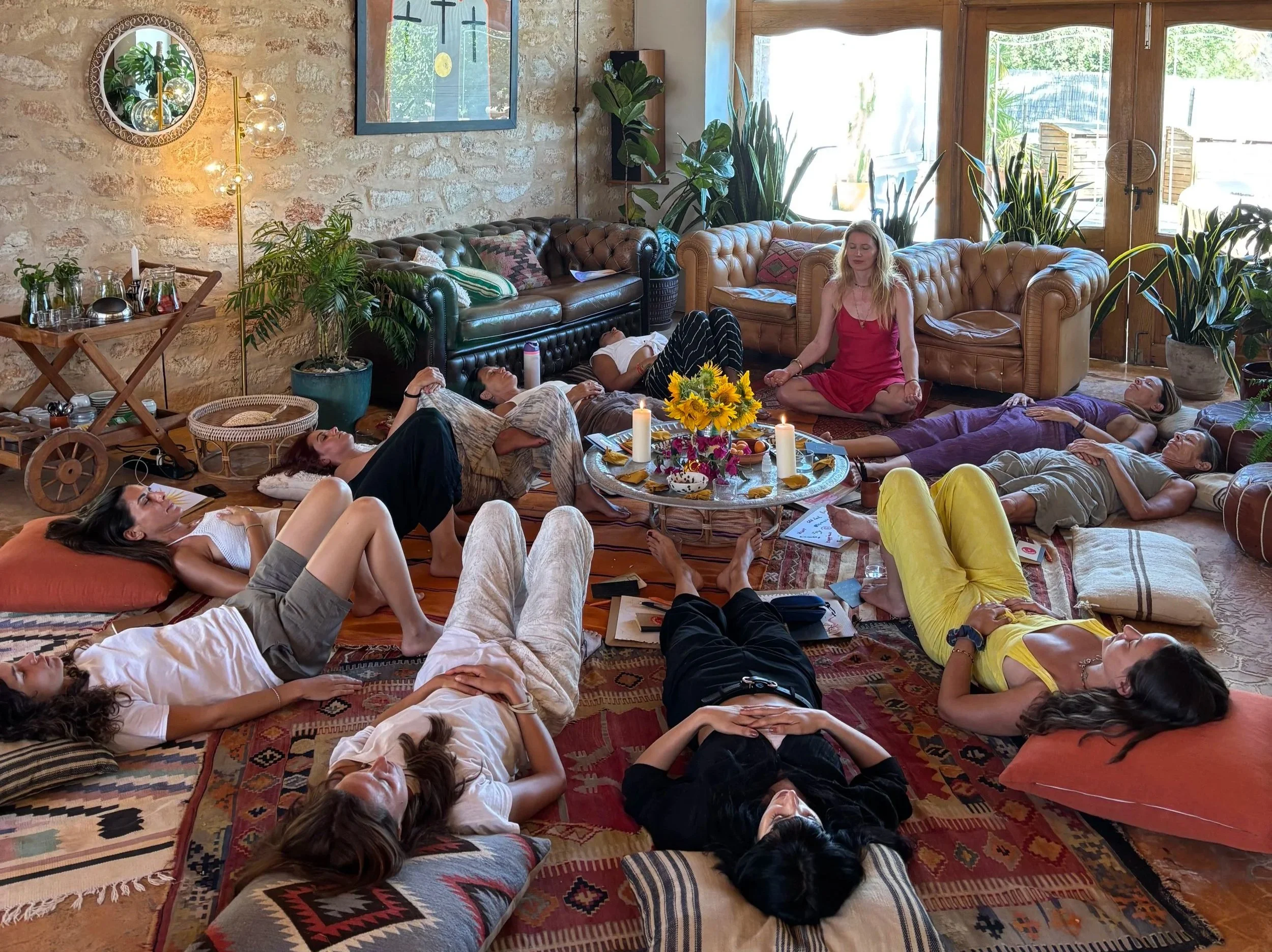 CREACURA CIRCLE for PROJECTORS