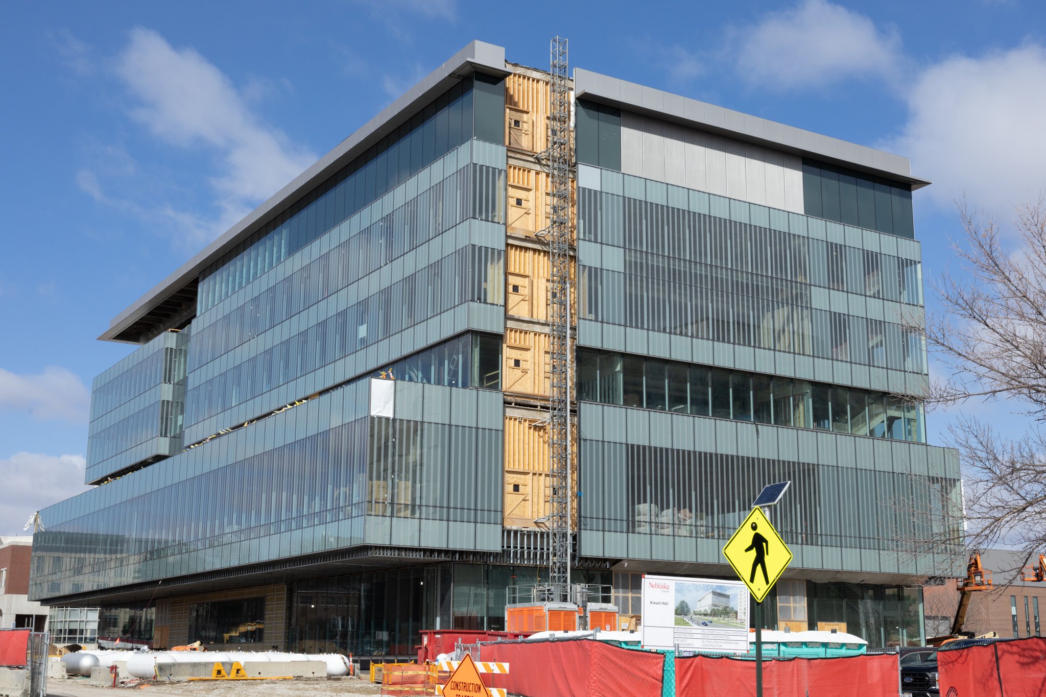 LNKConstructionPics-UNL Kiewit Hall Engineering Center-20230318-0010.jpg