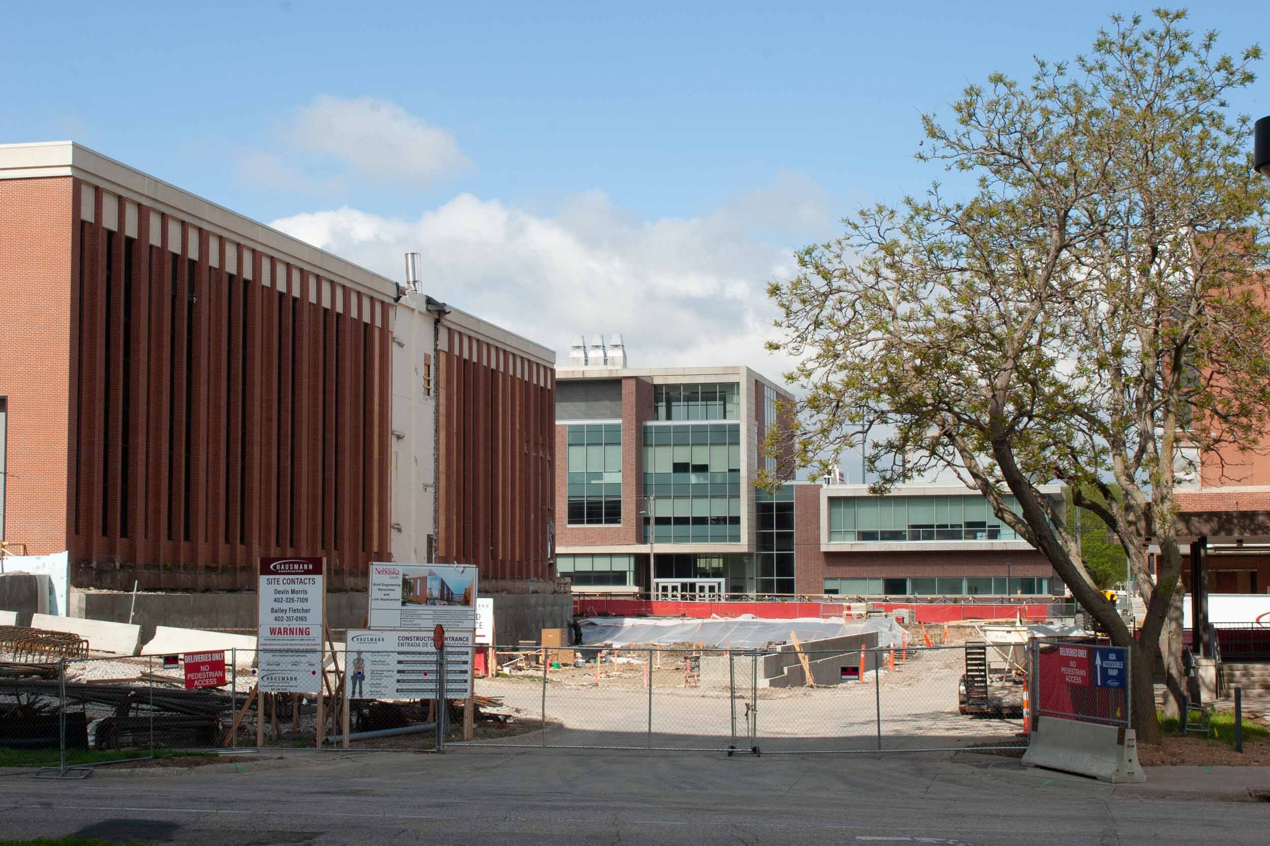 LNKConstructionPics-UNL Scott Engineering Center-20200517-012.jpg