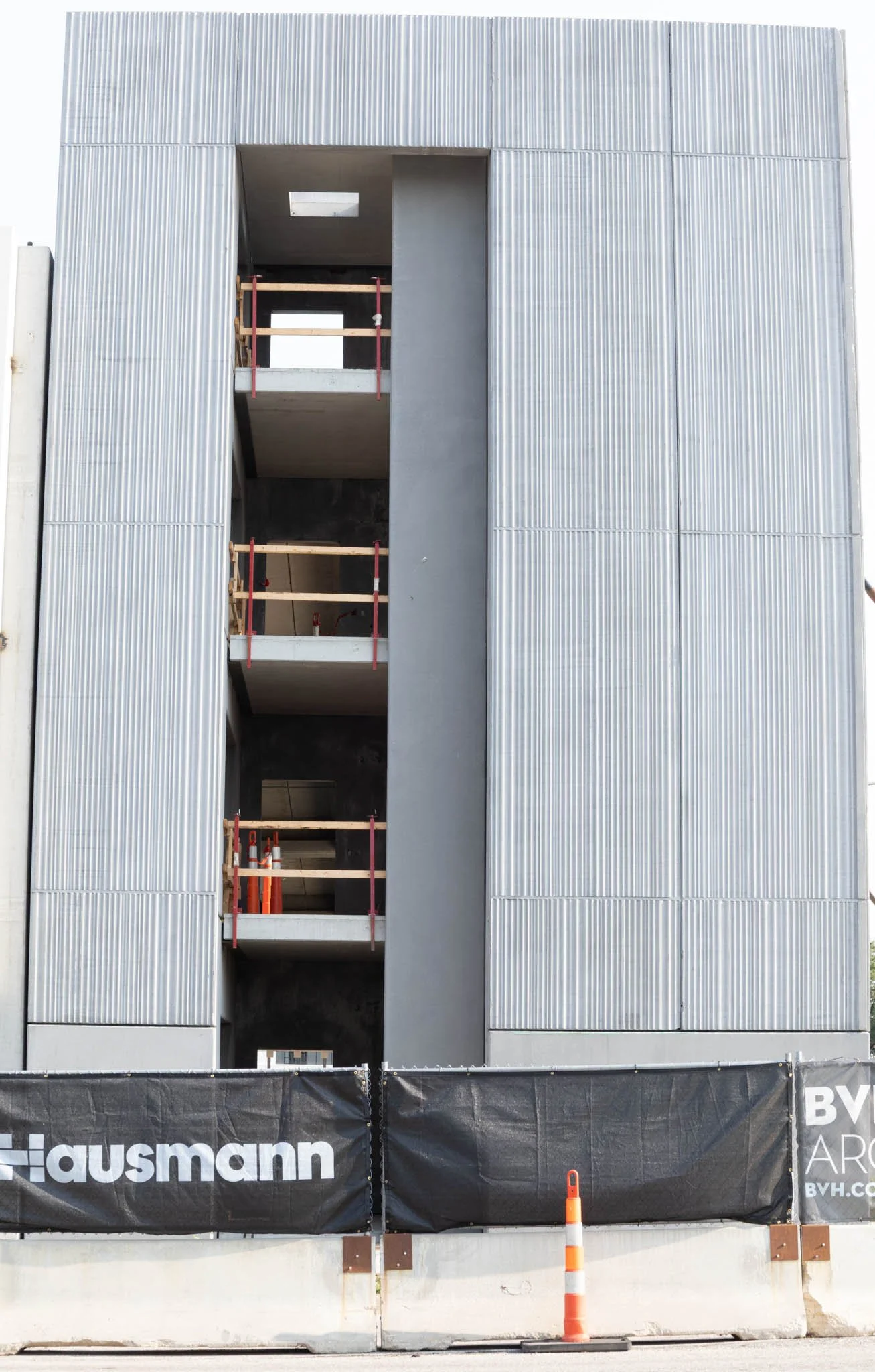 LNKConstructionPics-Expanded Parking Garage-20260809-0089.jpg