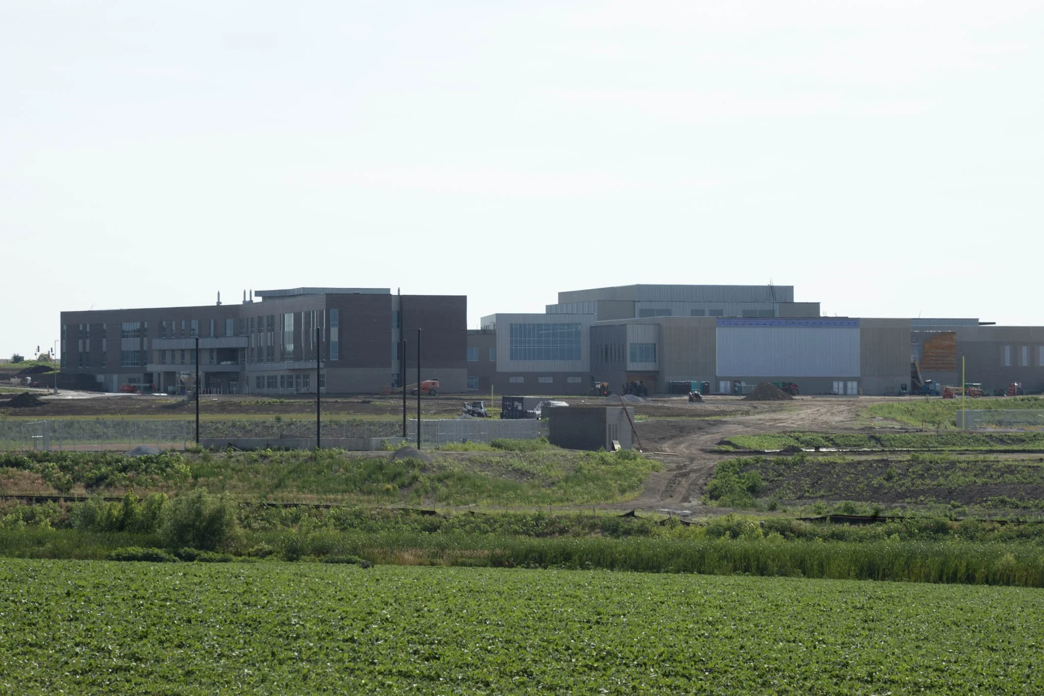LNKConstructionPics-LPS NW High School-20220626-0114.jpg