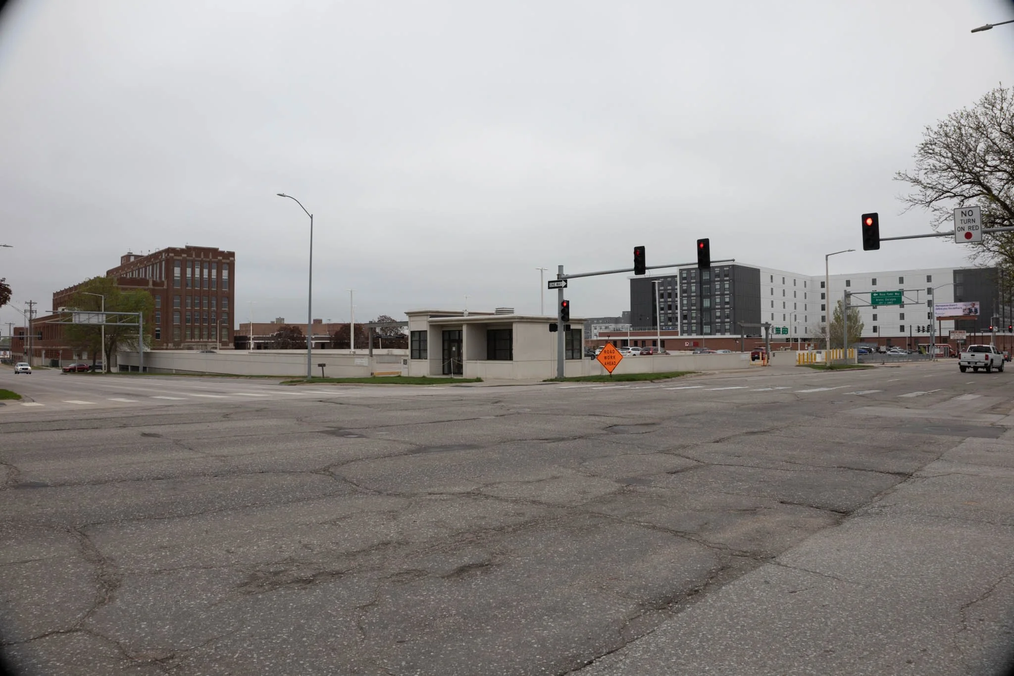 LNKConstructionPics-Expanded Parking Garage-20250427-0085.jpg