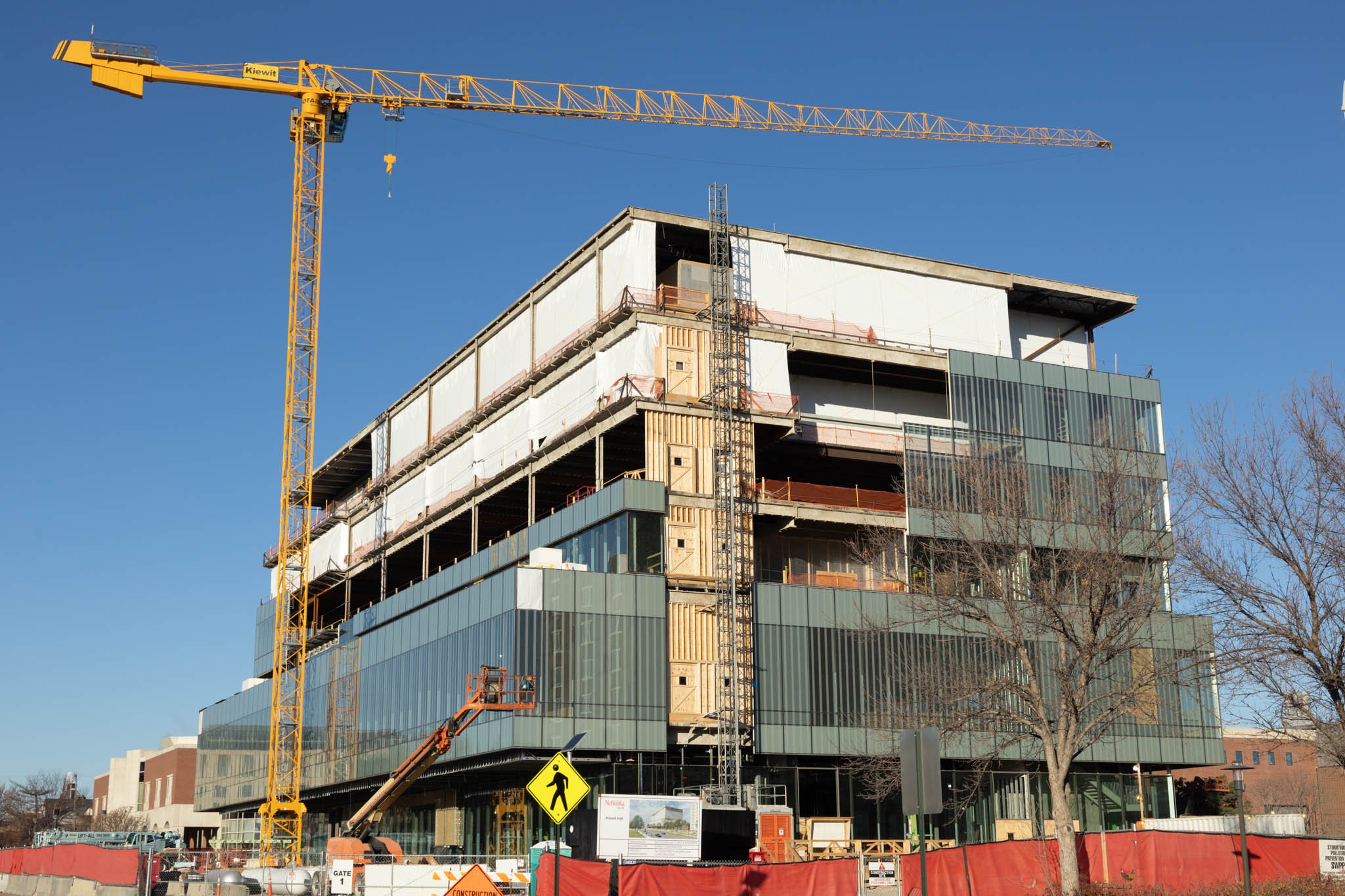 LNKConstructionPics-UNL Kiewit Hall Engineering Center-20221211-0046.jpg