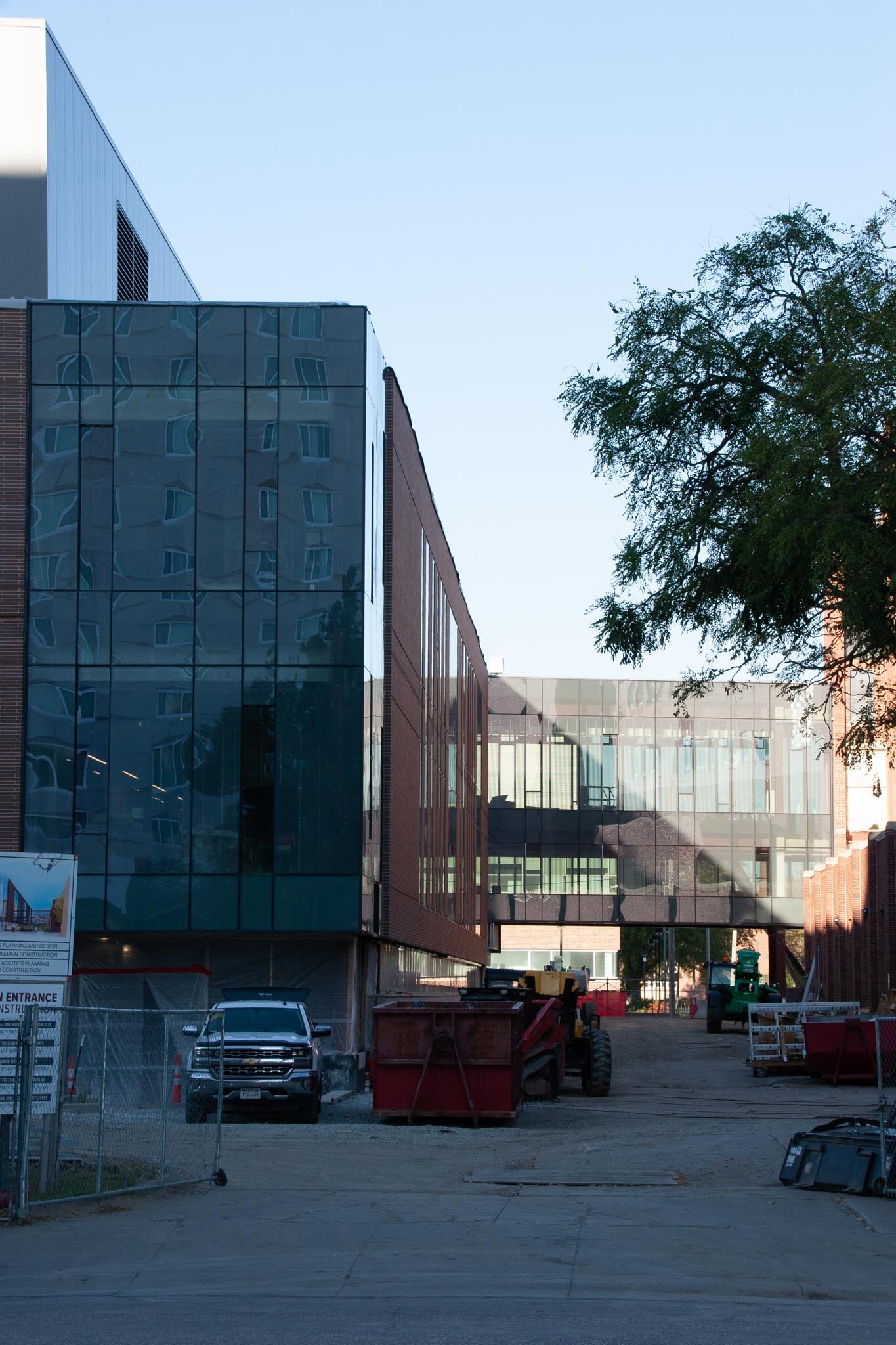 LNKConstructionPics-UNL Scott Engineering Center-20211003-060.jpg