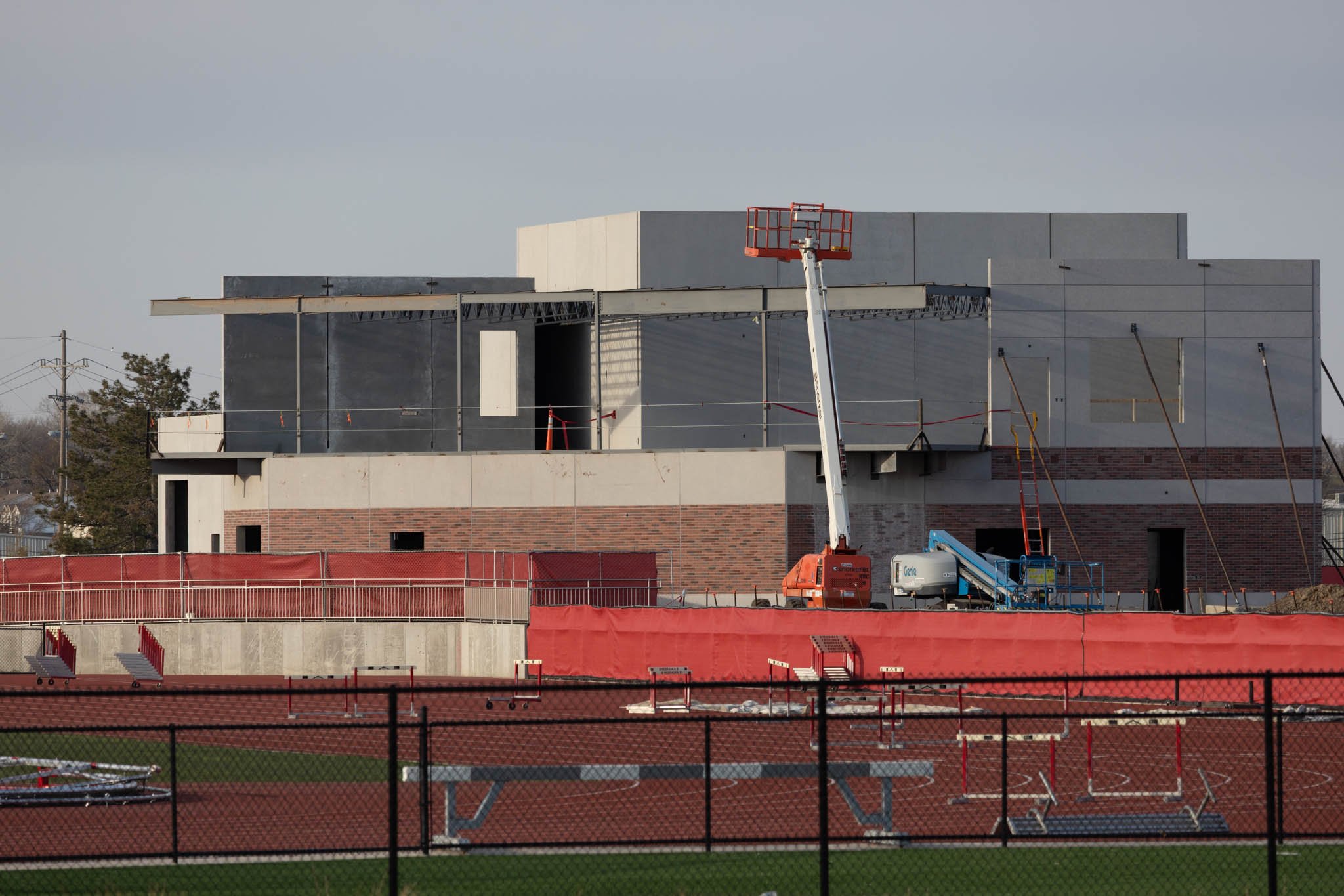 LNKConstructionPics-UNL Ed Weir Track-20250406-0087.jpg