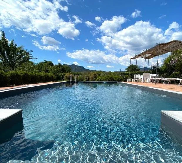 villa-swimming-pool.jpg