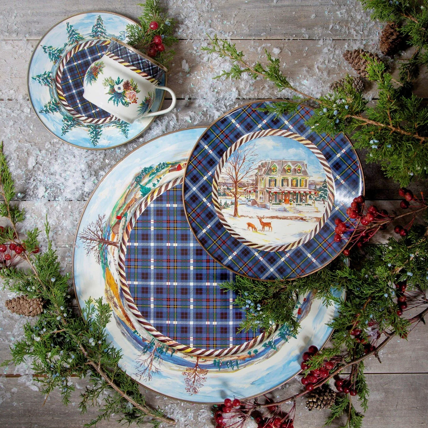Have you been on the hunt for Highbanks? We're down to our final few pieces of this retired pattern, so if you're looking to add to your collection, now is the perfect time! When they're gone, they're gone forever!
Check these out and other ways to d