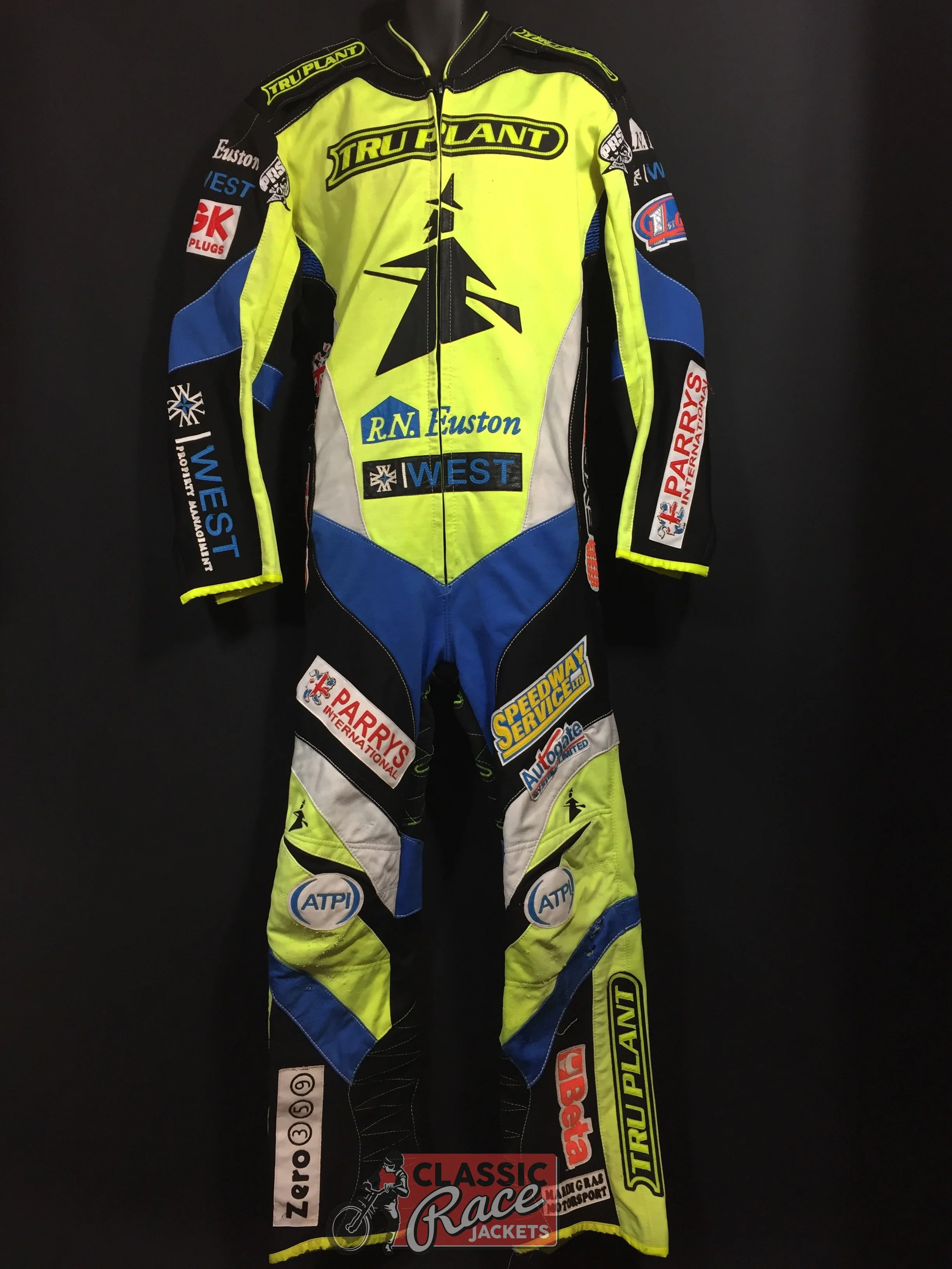 Ipswich Witches 2018 (Rory Schlein)