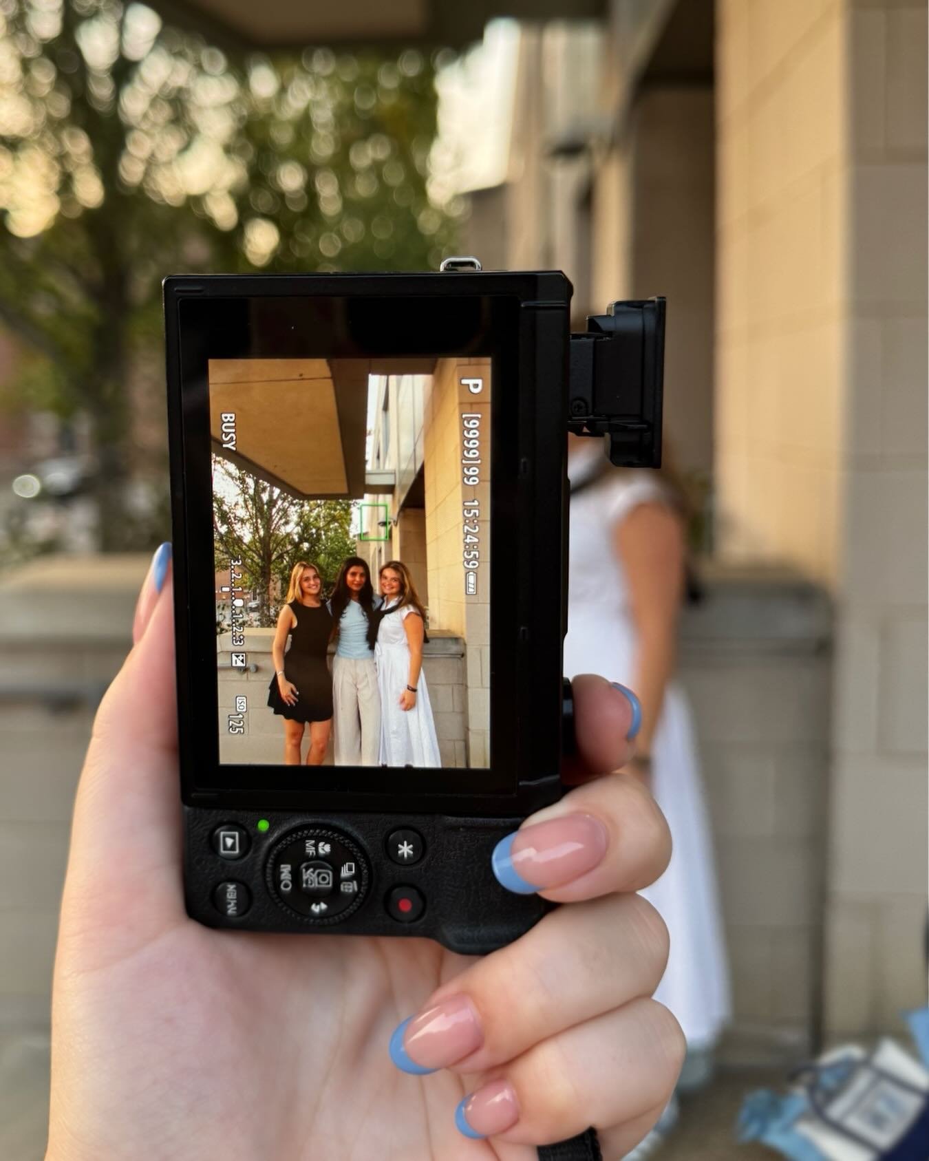 We loved meeting you all over these past few days, and we can&rsquo;t wait to see our WiB community continue to grow.

A few events to look forward to this week:

💁&zwj;♀️ Ace the Interview / 09.08
💌 Externship and Mentorship Applications / Now Ope