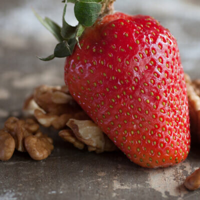 walnut-strawberry-bv-400x400.jpg