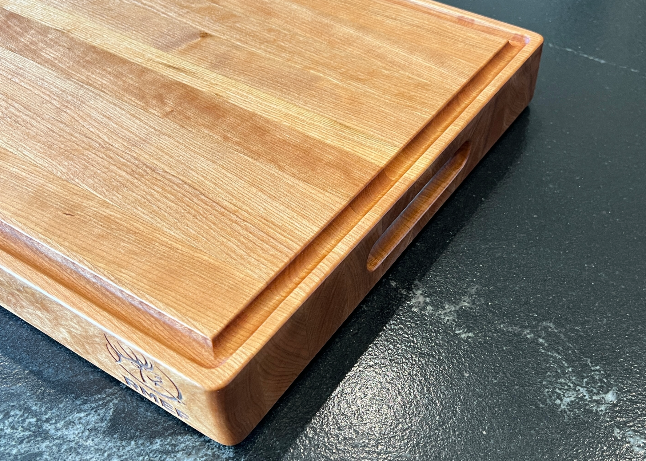 Large Cherry Cutting Board Juice Groove