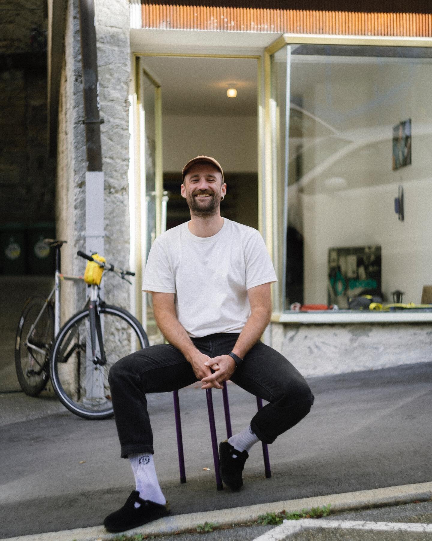 @fo.goods

#fogoods #sustainable #bikebags #madeinhandarbeit #bicycle #opening #recycling #roadbike #gravelbike #fixie #stuttgart #0711 #bikepacking #ricohgr1s #kodakportra #flash #pointandshoot