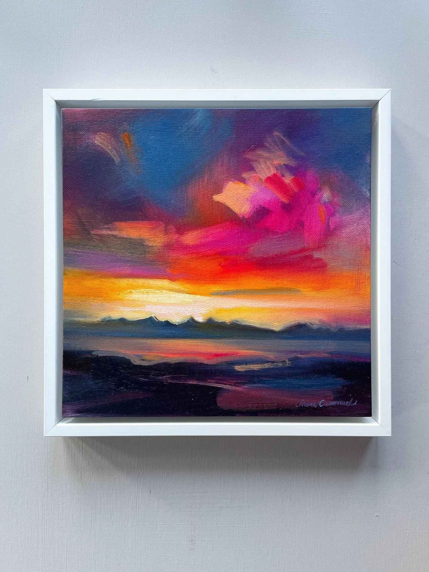 A few colourful Scottish sunsets to brighten up a rainy Thursday afternoon!

#scottishartist #scottishlandscape #sunset #oilpainting #ukartist