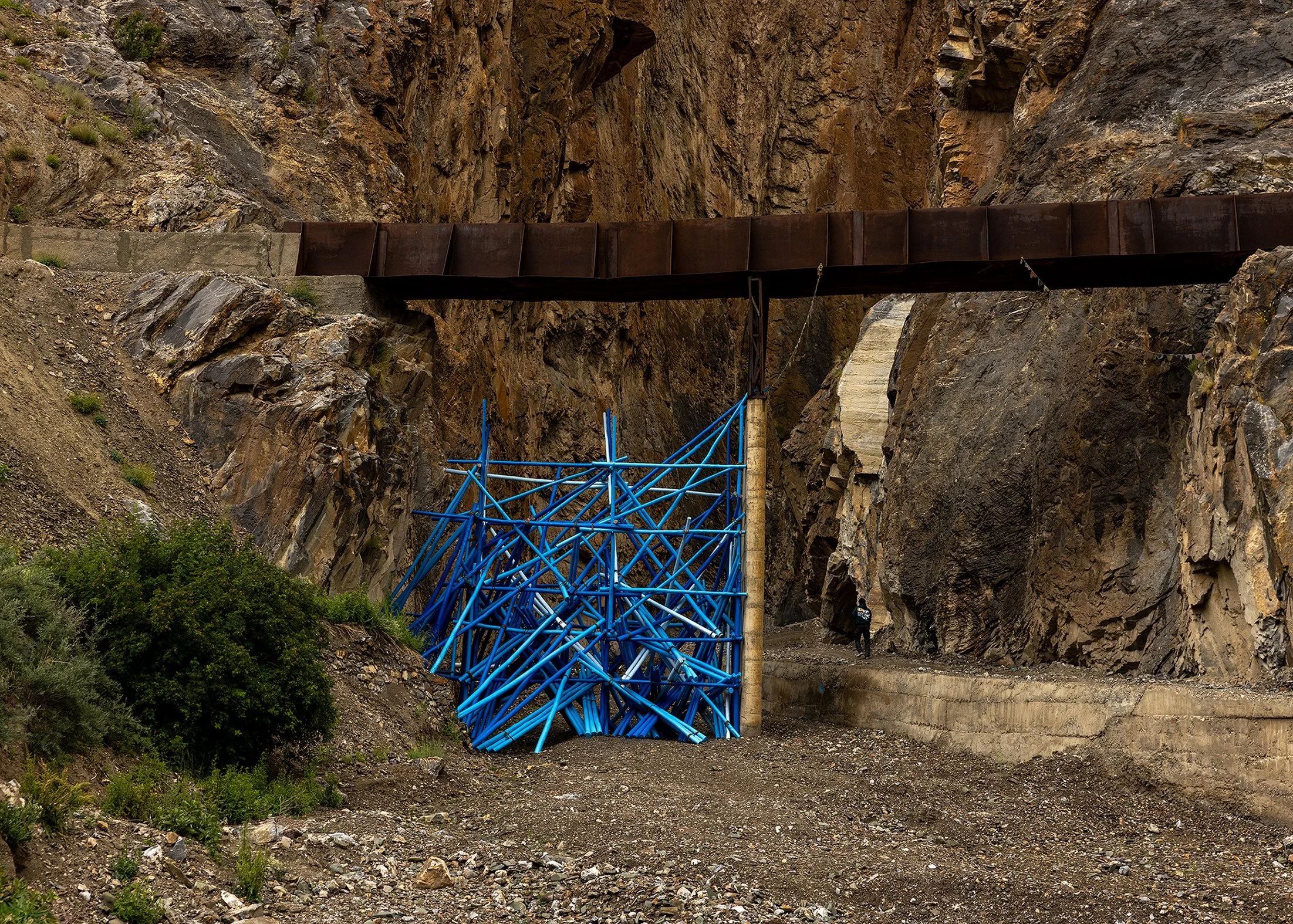 02_ABAWA_BlueZbayul.jpg