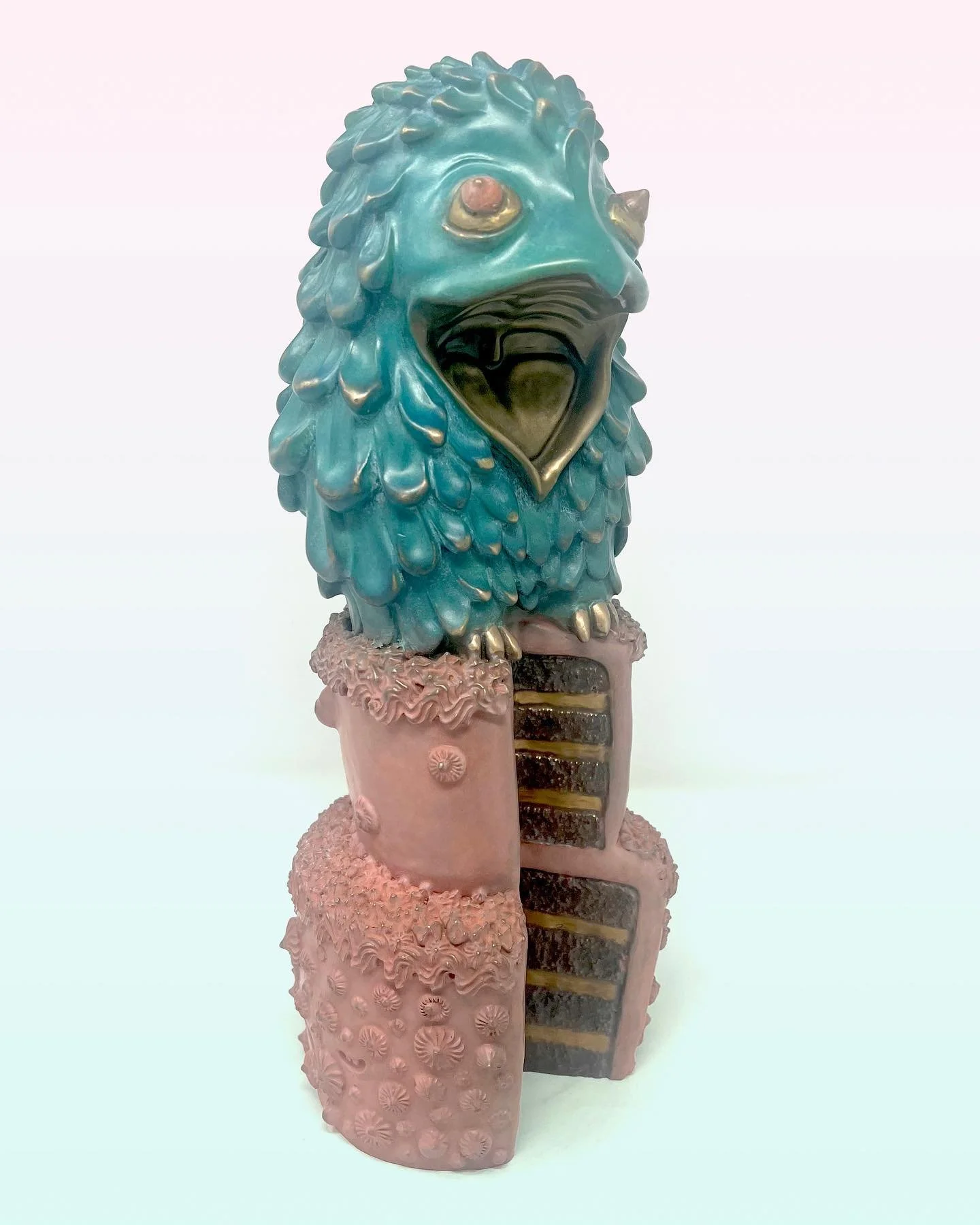 Feeling insanely privileged to be able to share my first bronze!  The hugest thanks due to @davidmaxwell who made this possible!! I am still speechless this exists.  Ghost Bird (aka Pootoo) and his cake, inspo and a peek at the ceramic this was based