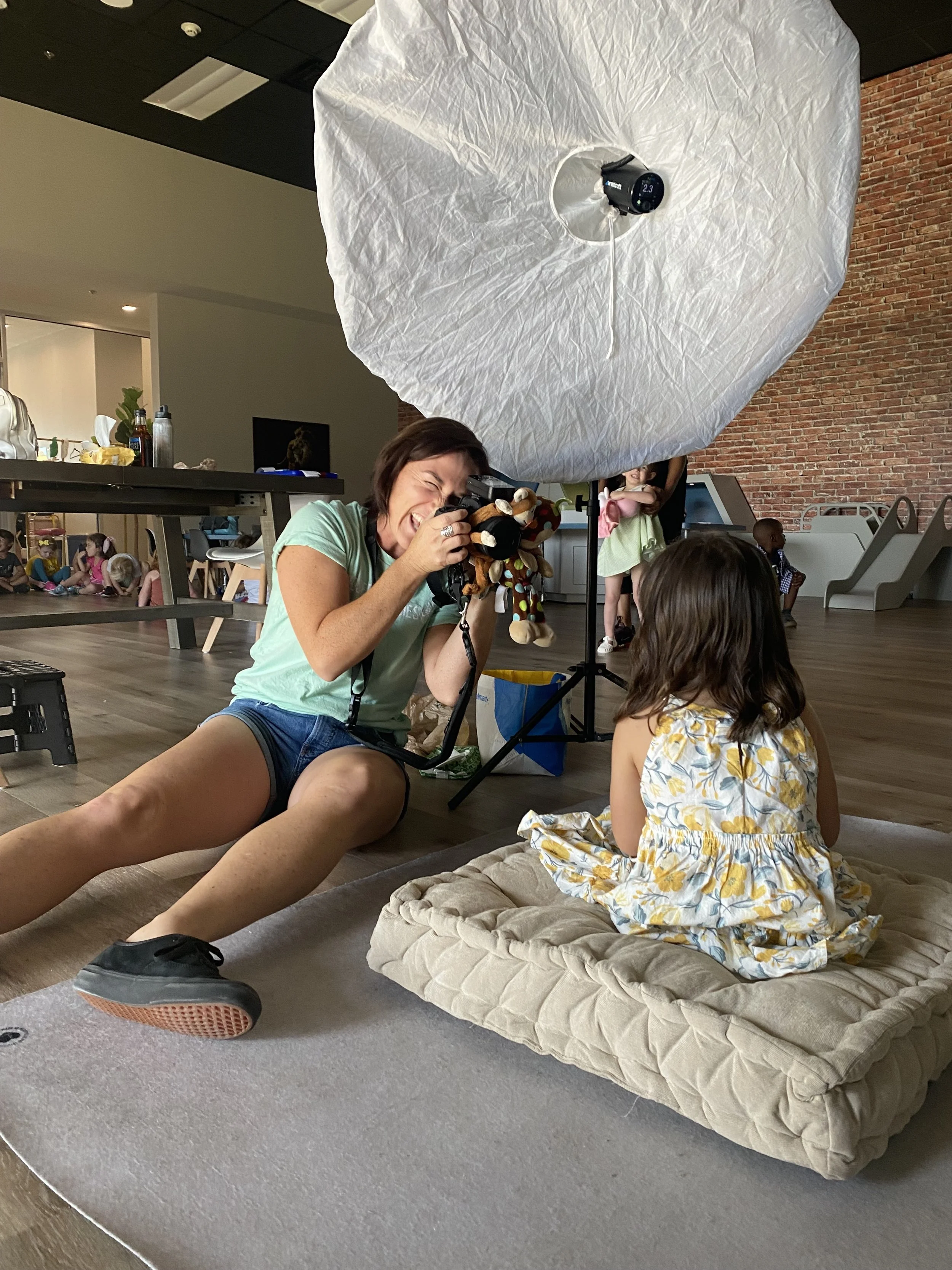 photographer taking photo at preschool in Orlando Florida Those Photo Ladies