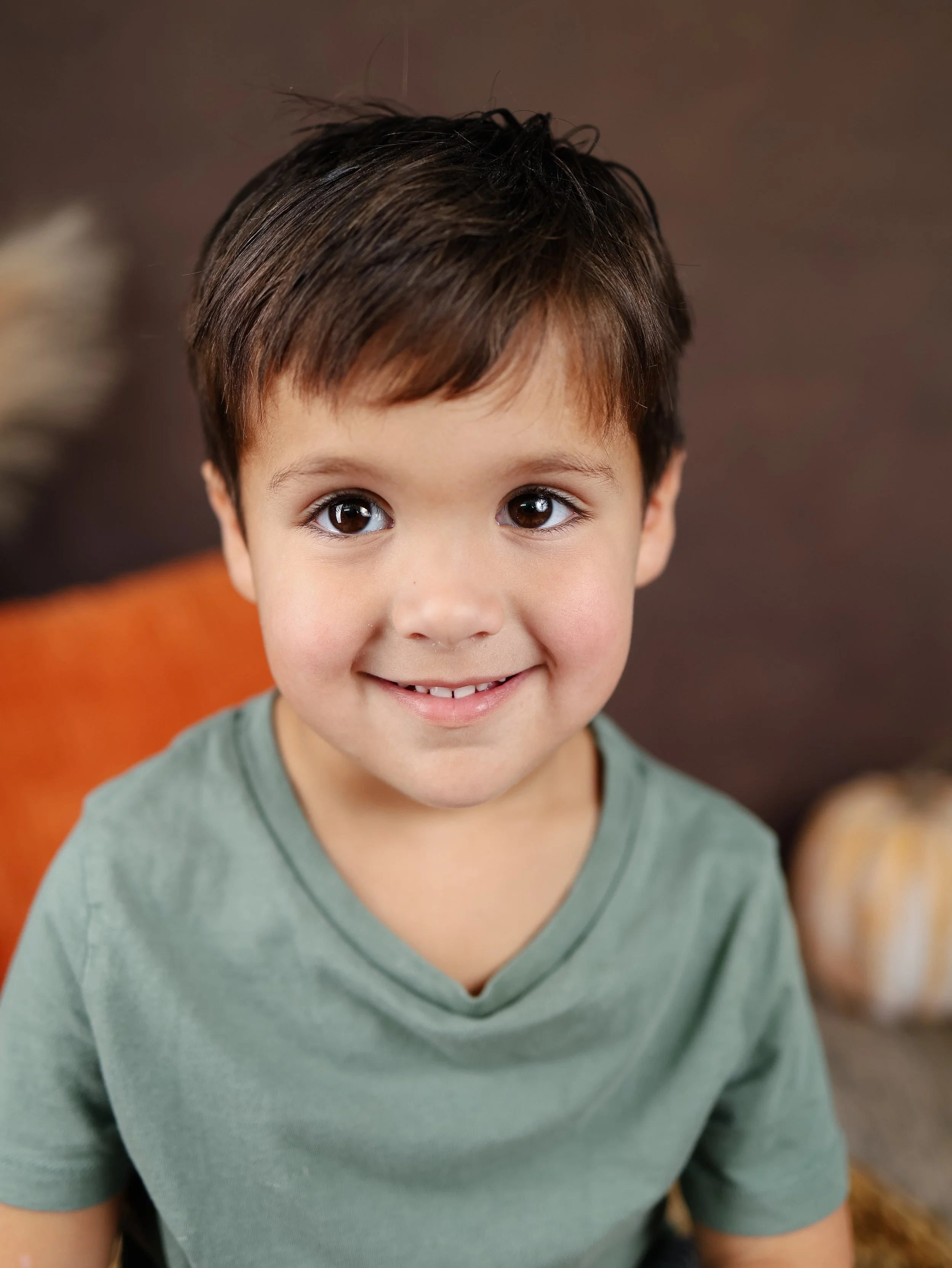 Preschool boy for Those Photo Ladies Fall portraits in Orlando Florida