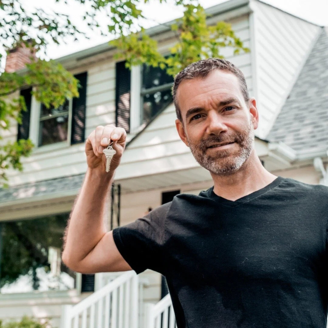 As spring arrives, so too does the housing market, and for real estate investors, this can be an exciting time of year. With more buyers and sellers entering the market, there are often more opportunities to find great deals and secure profitable inv