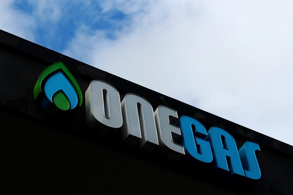 GraceGraphicsOnegas17.jpg