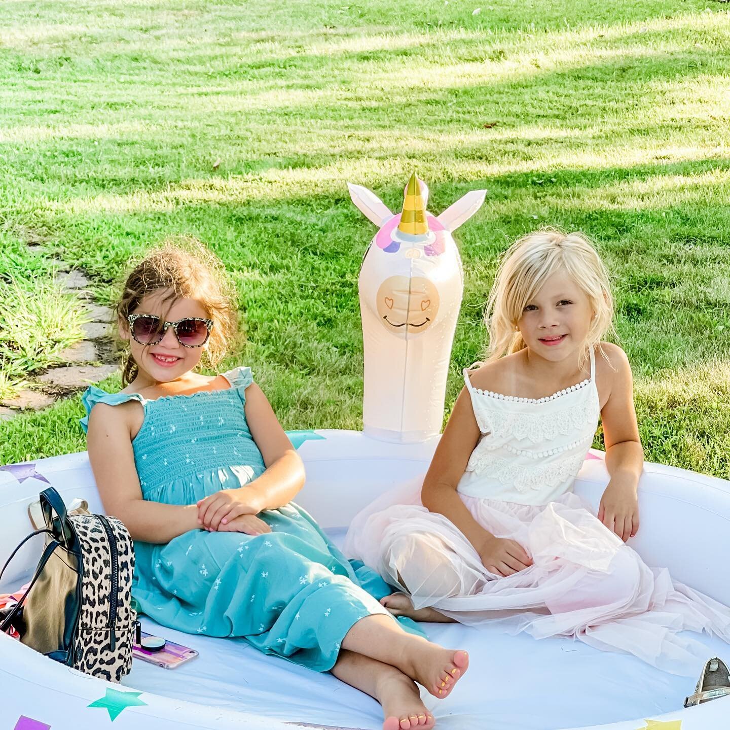 In the spirit of ❤️month, we&rsquo;re sharing some of the things we ❤️ this week starting with these two special unicorns 🦄🦄.

One had a birthday last week and one has a birthday today!🥳 
Fun fact: Sarah and I had the same due date for Clara &amp;