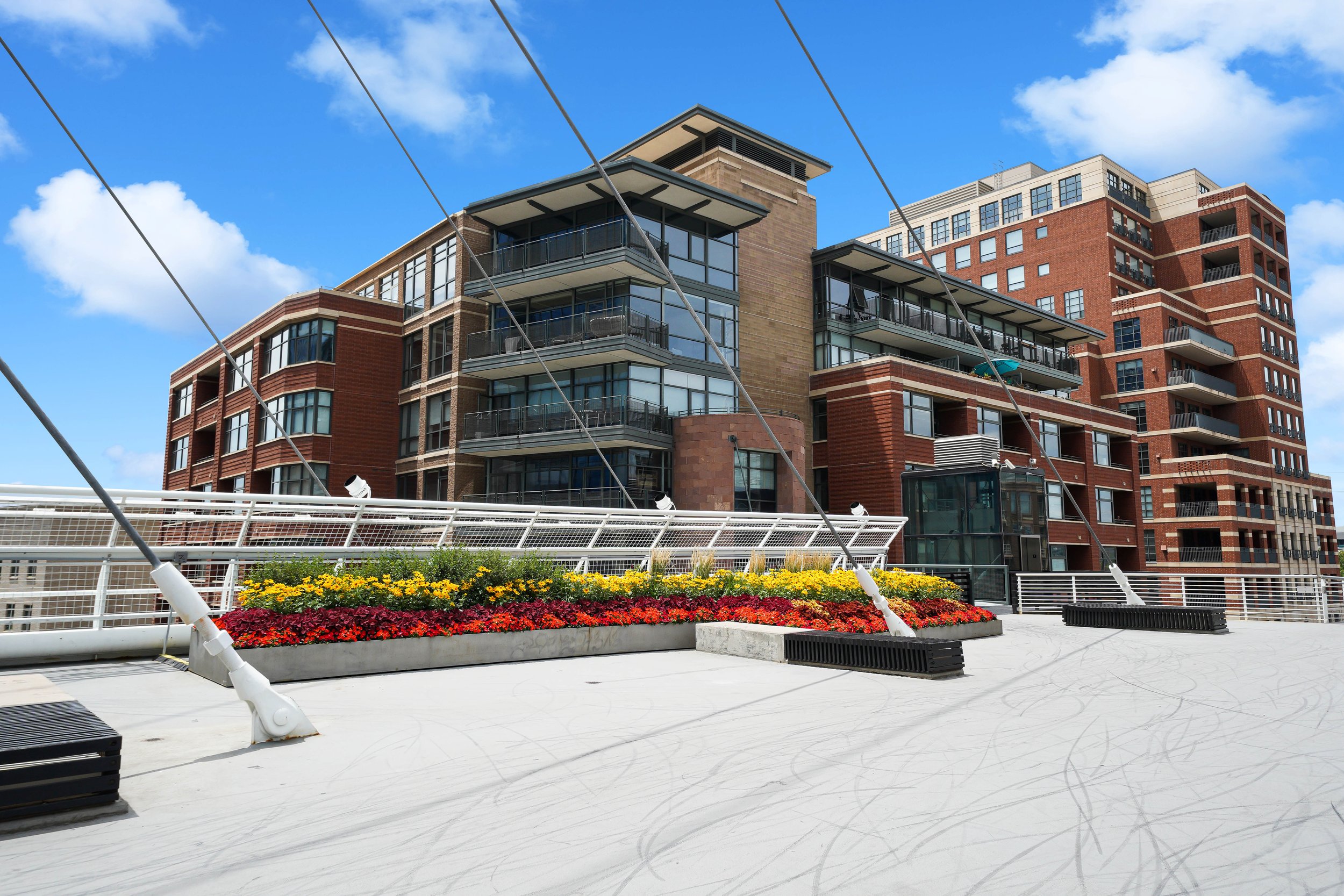 Riverfront Park Promenade Lofts $725,000