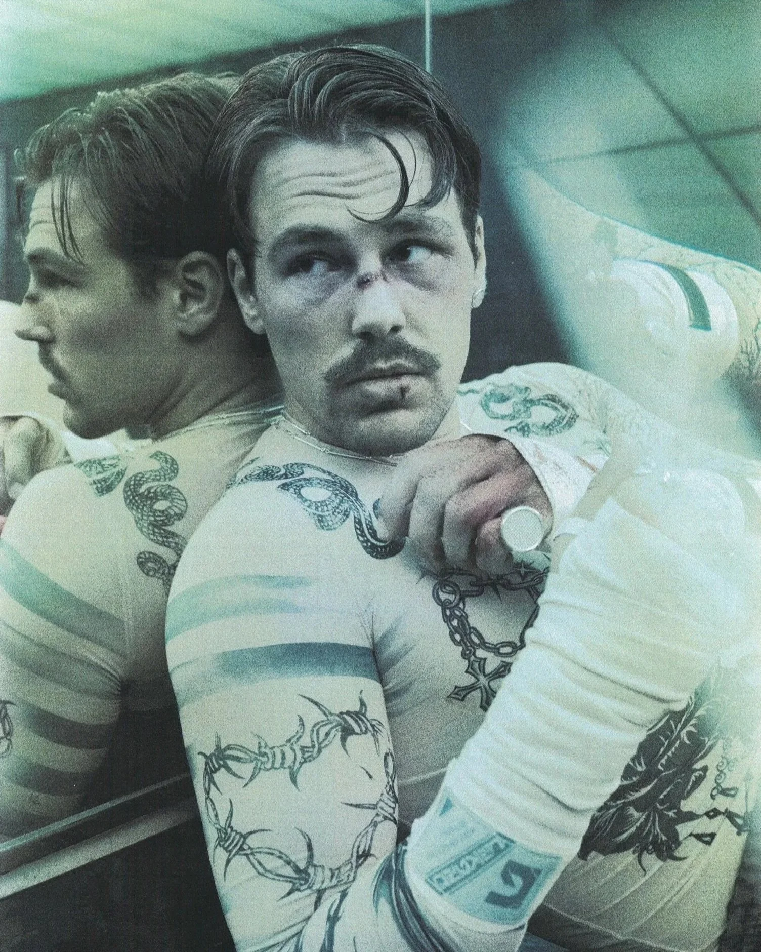 Green_Studio_male_model_mirror_boxer_hand_fightclub.jpg