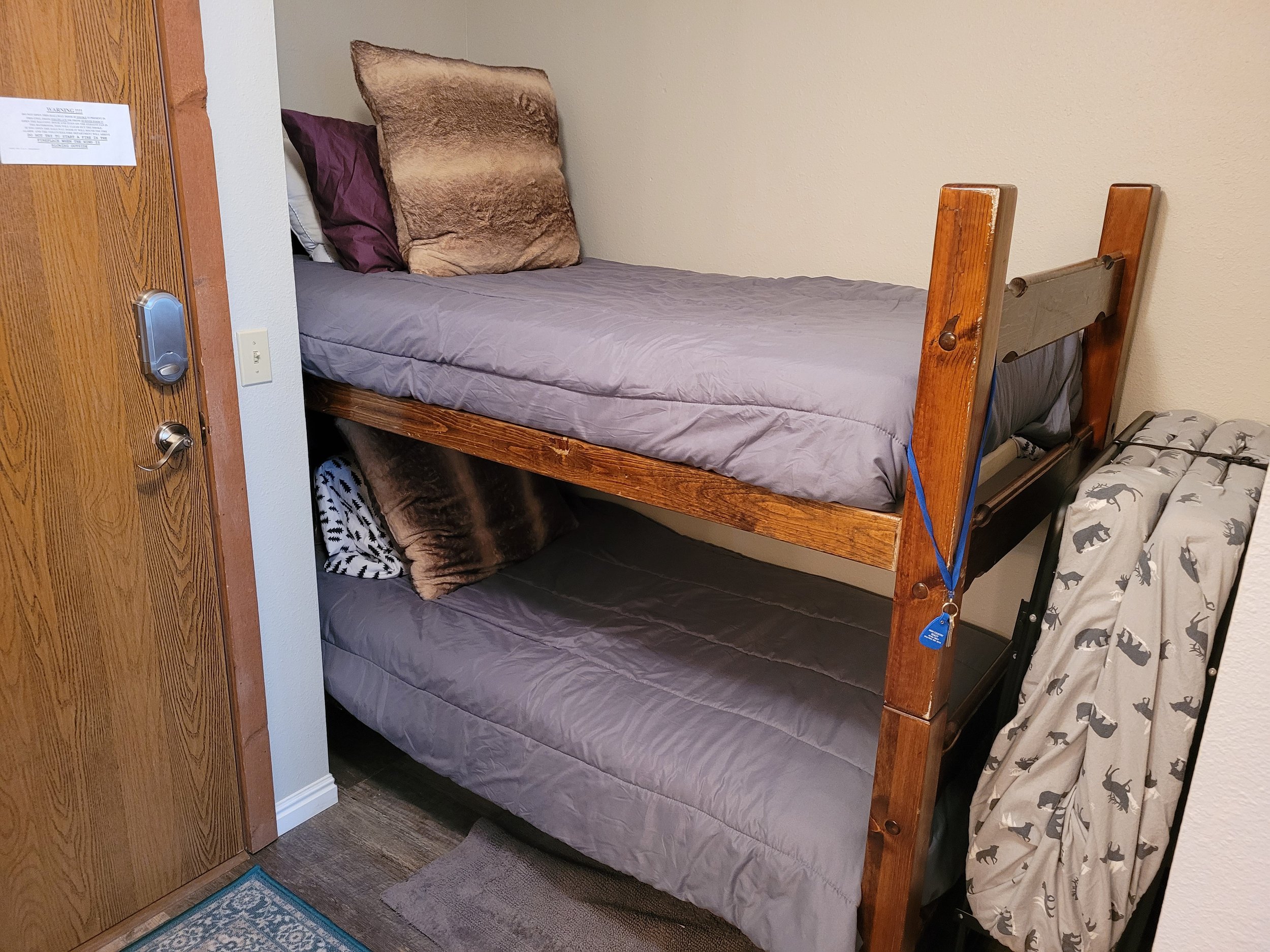 B104 - Bunks.jpg