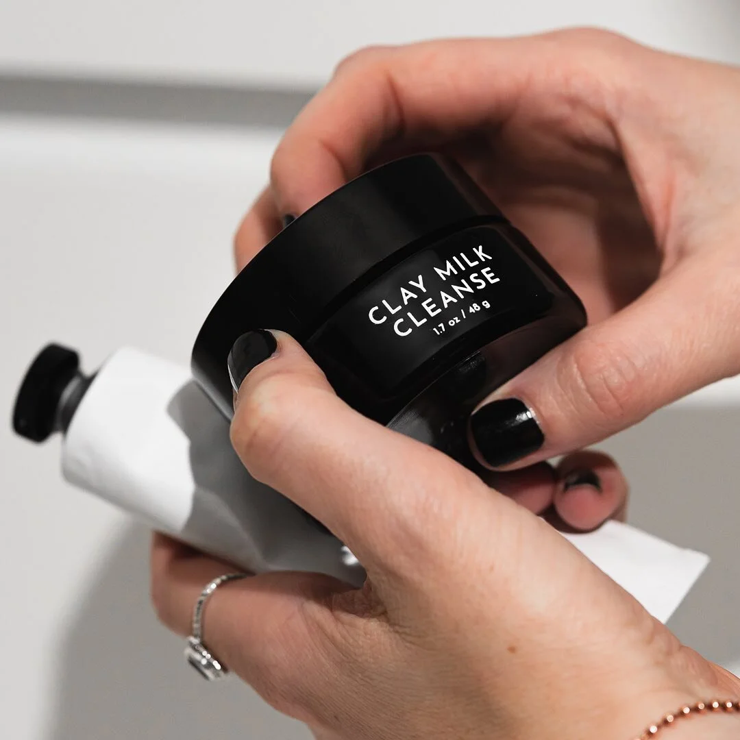 Minimal and unique...
.
.
.
.
.
#supportlocal #smallbusiness #supportsmallbusiness #skincare #crueltyfree #productphotography #photography #productdesign #minimalism #sensitiveskin #reactiveskin #allergicskin #nails #sonya7iii #sonyalpha #alphashoote