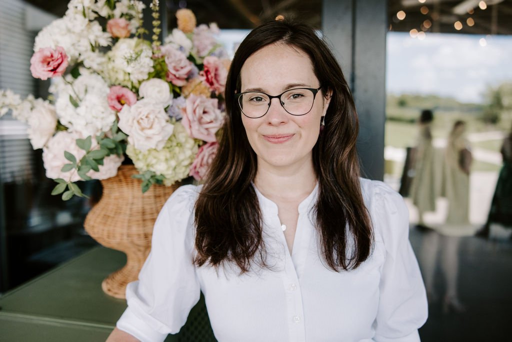Alexa's Illustrations Oklahoma wed society artist specializing in wedding invitation art and hand made wedding day custom illustrations. Wed Society Connect Event Tulsa, Oklahoma 2026
