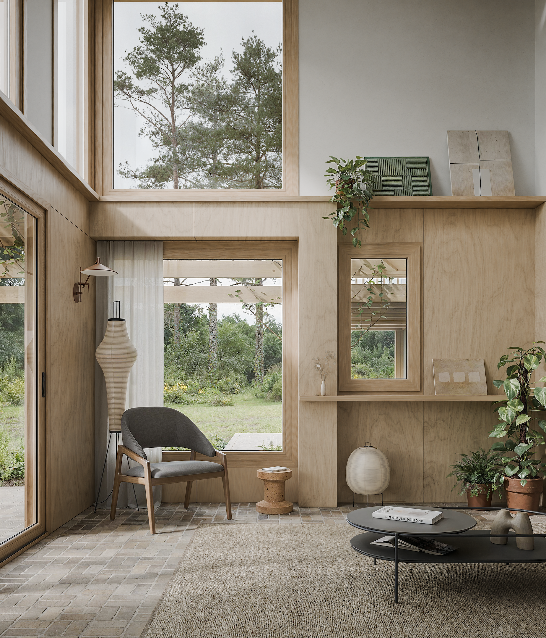 Warm interiors with natural textures and materials