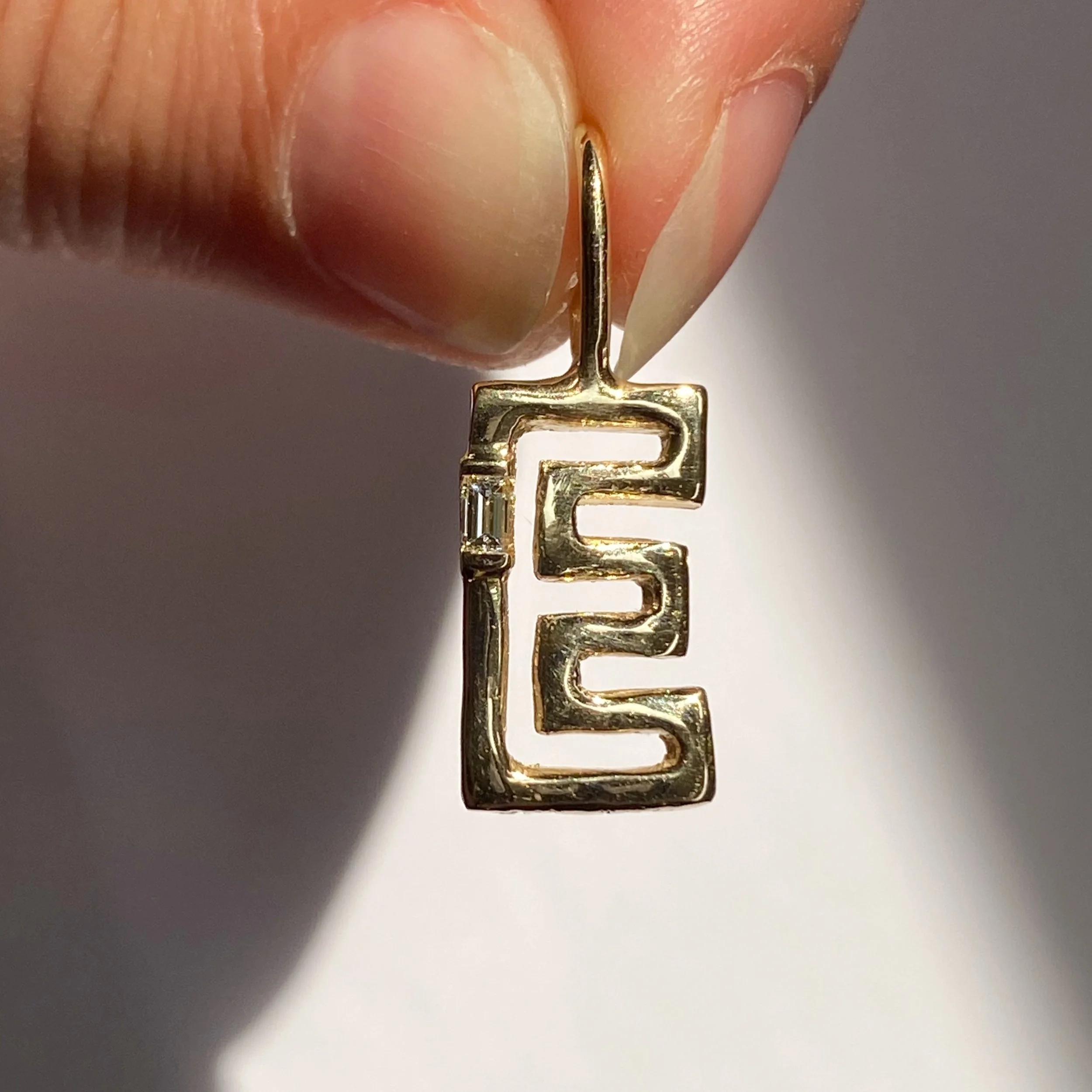 E INITIAL CHARM