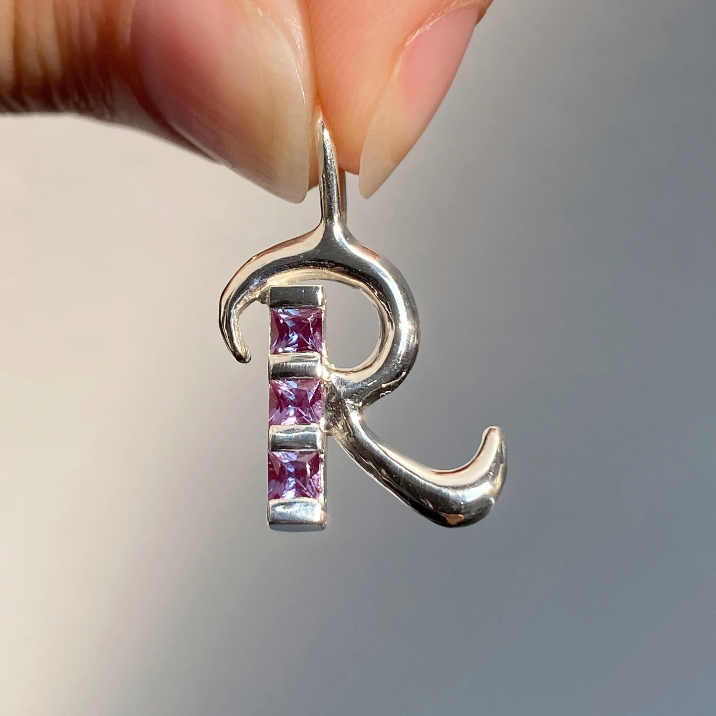 R INITIAL CHARM