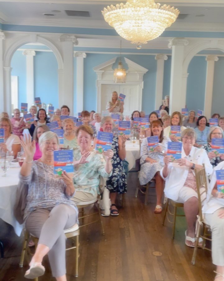 We had such a great day yesterday with the always fabulous Kristy Woodson Harvey!! It was so wonderful to host her at our Litchfield Books Exclusive Author Event Luncheon for her brand new book, A HAPPIER LIFE 💙💜⛱️!!

Thank you so much to everyone 