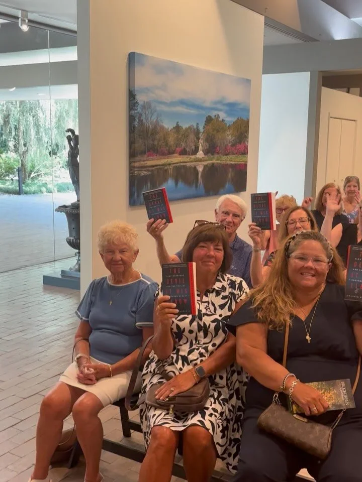 Last week we had an incredible event with journalist &amp; NY Times Bestselling Author Valerie Bauerlein at our Litchfield Books Exclusive Author Event! Thank you to Brookgreen for welcoming us❤️

Valerie&rsquo;s book THE DEVIL AT HIS ELBOW is not on