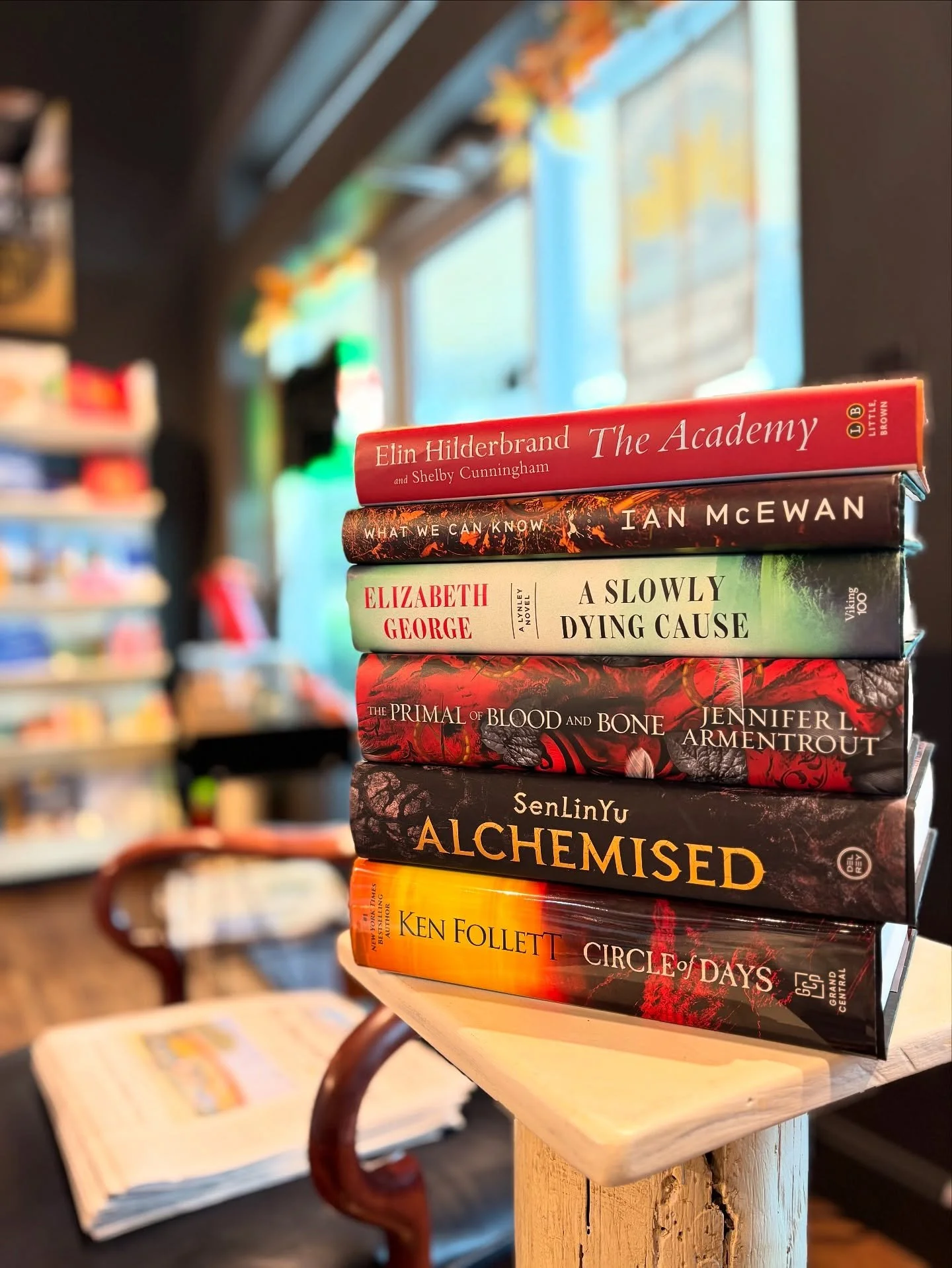 Rainy days 🤝 new books 😆

Come on in and do some shopping, we&rsquo;ve got stocked shelves full of great new books like these! 👇

📖Step back into time through centuries of power, faith and human struggle in Ken Follett&rsquo;s leap into a brand n