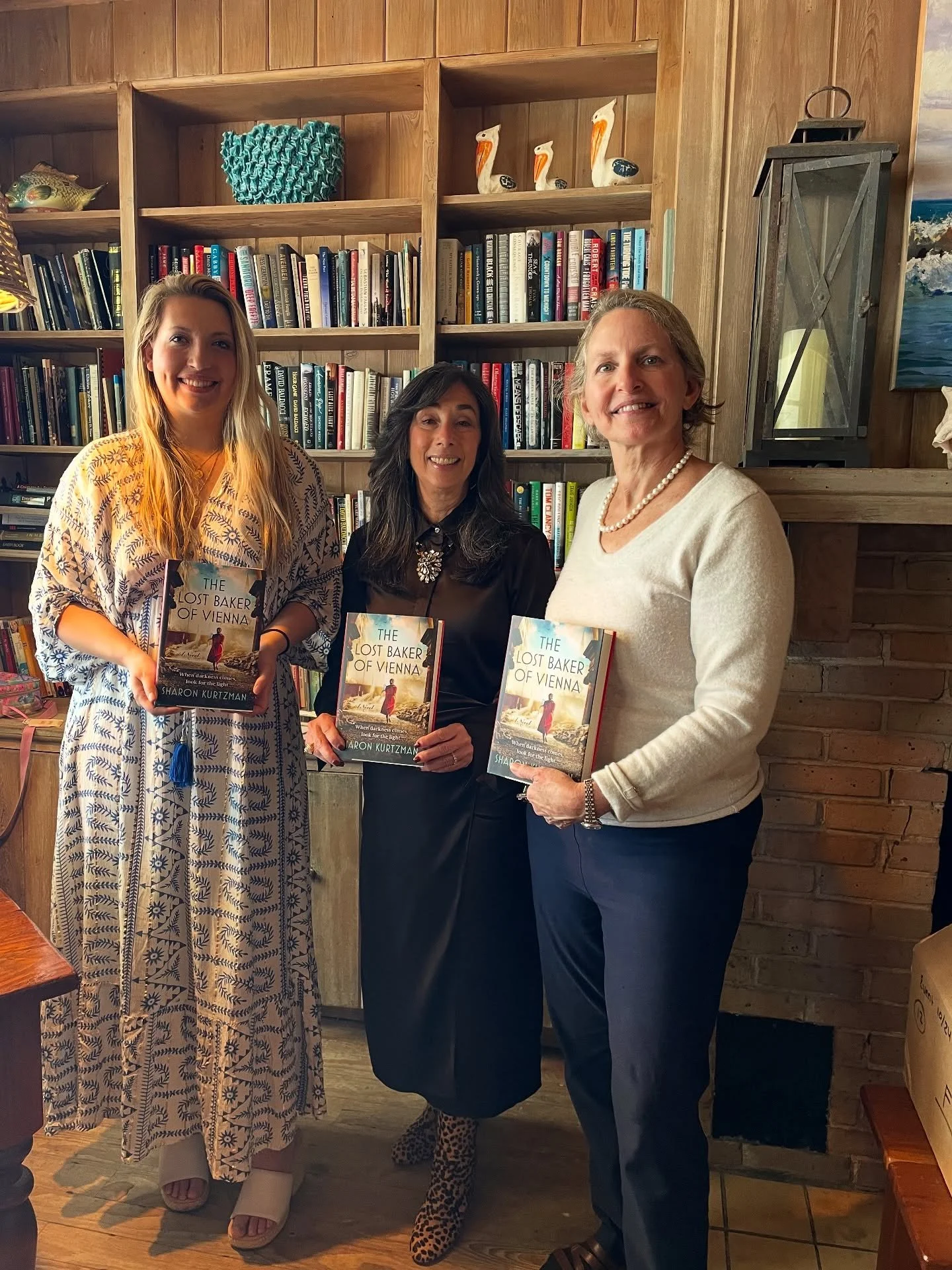 What a gorgeous time we had with novelist Sharon Kurtzman at one of Pawleys Island&rsquo;s most peaceful historic gems, The Sea View Inn. Sharon&rsquo;s new book THE LOST BAKER OF VIENNA is a beautiful story inspired by her own family during WWII. Sh