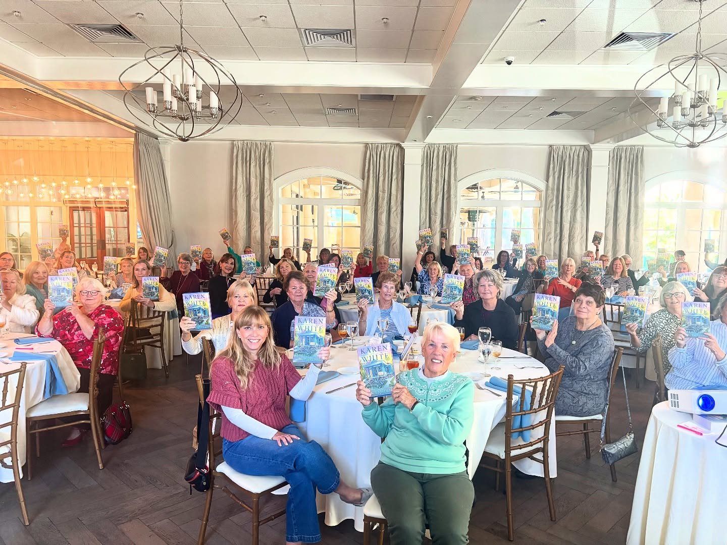 A day with Author Karen White is a PERFECT day✨💛💛💛💛 We had the best time with Karen at our Litchfield Books Exclusive Author Event celebrating the release of her brand new book THE LADY ON ESPLANDE the third installment to her novels set in New O