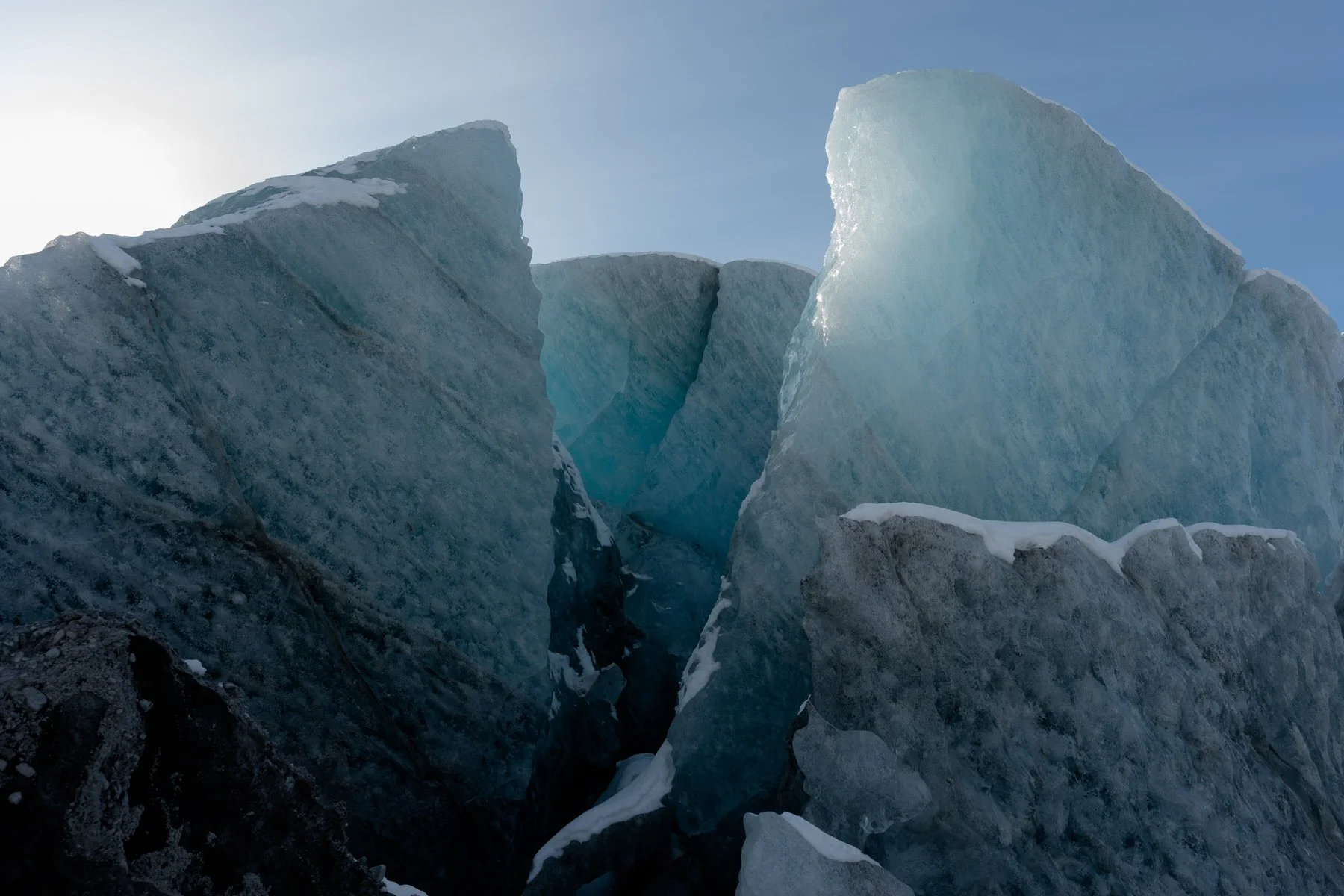 Image of the Knik Glacier up close
