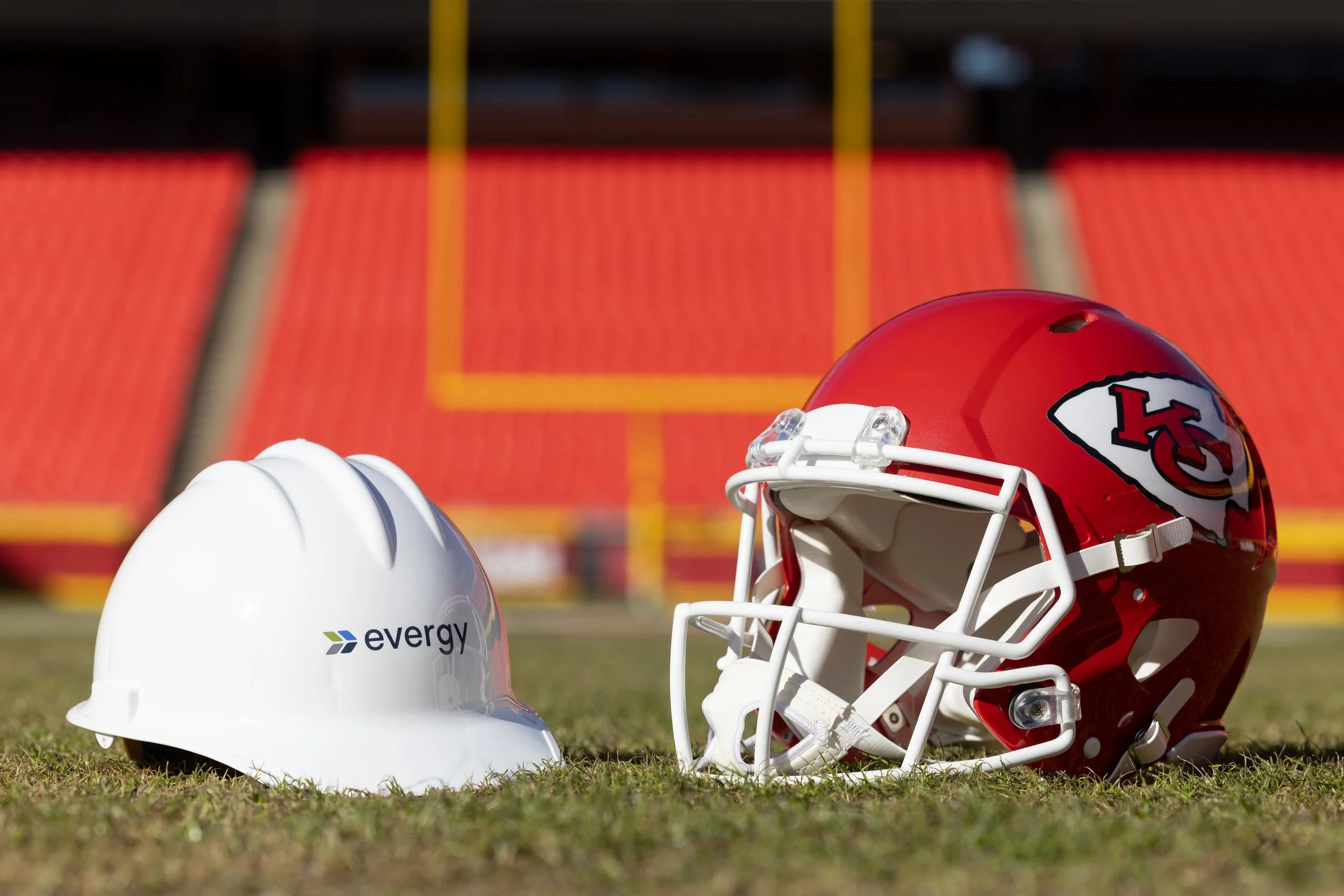 003_Evergy Helmet.JPG