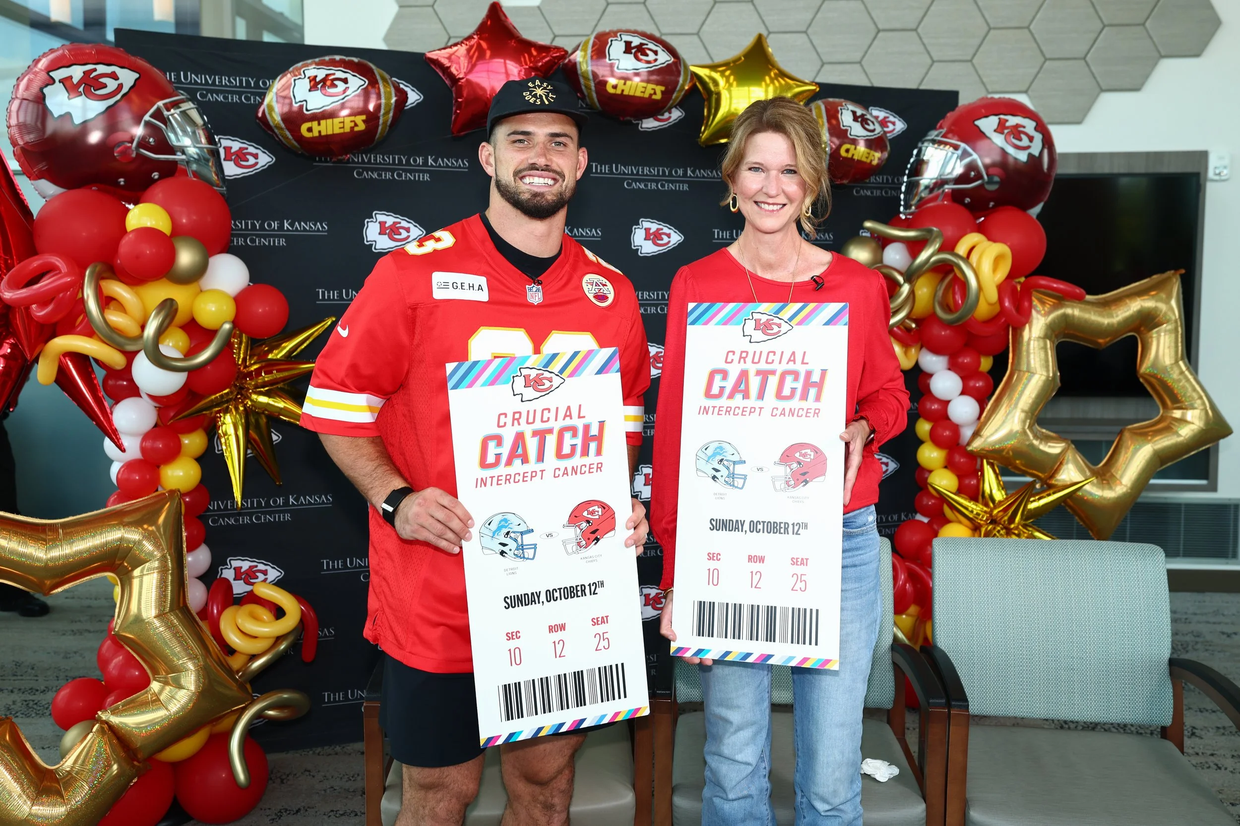 035_25_Crucial Catch Surprise.JPG