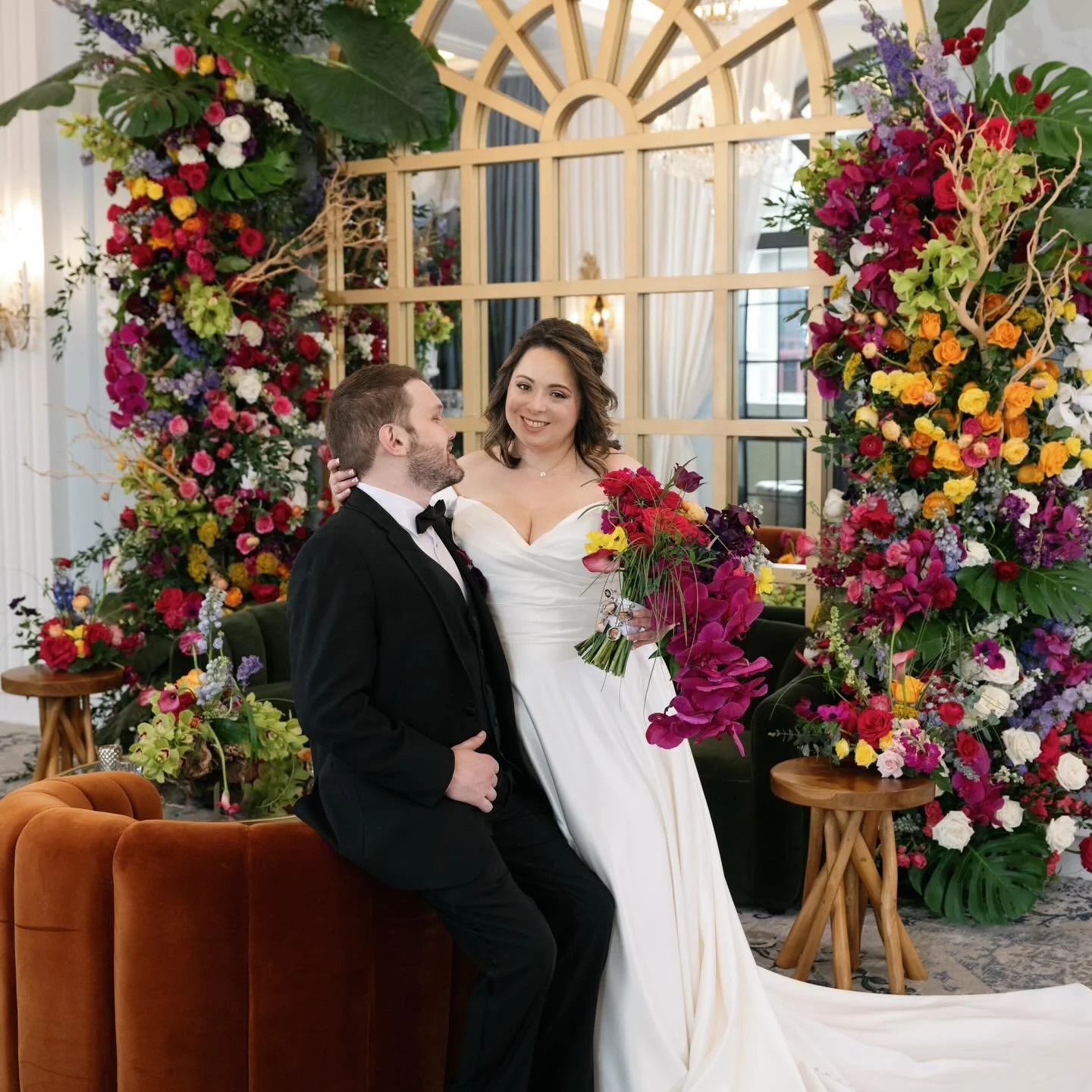 Just the best💕Eugie and Michael are full of love and always surrounded by it. This was a wedding day we never wanted to end✨✨✨✨✨✨💖

📷: @thesinersweddingphoto 
🌺: @elsiesflowershoppe 

#indianapolisweddingplanner #indianapoliswedding #hotelcarmich
