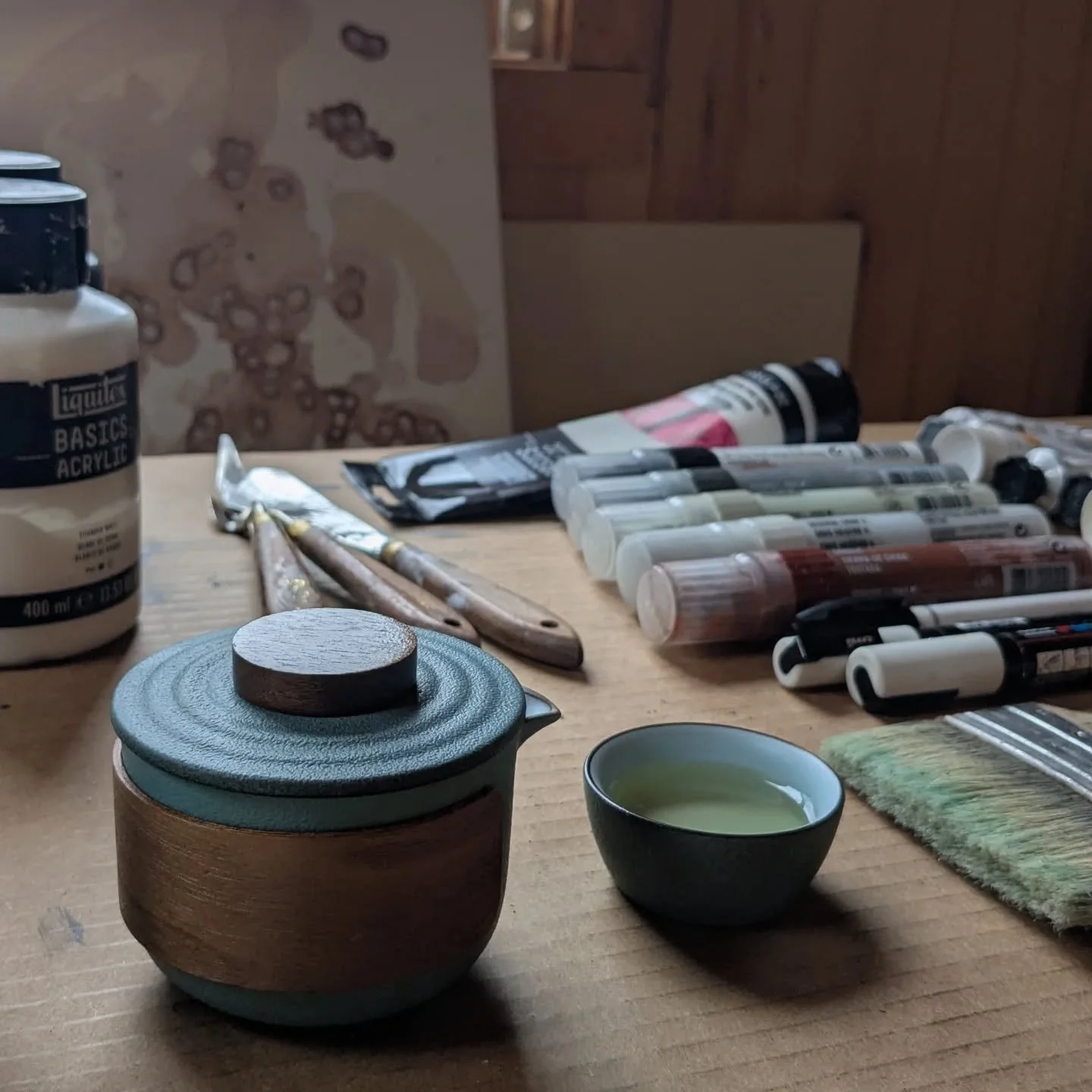 Je me suis invent&eacute; ma propre retraite de cr&eacute;ation dans l'inspirante r&eacute;gion du Kamouraska 🧡🍁

#art #thefireinside #studio #artinspiration #atelier #artist #painting #acrylicpaint #expressionism #popexpressionism #womanartist #wi