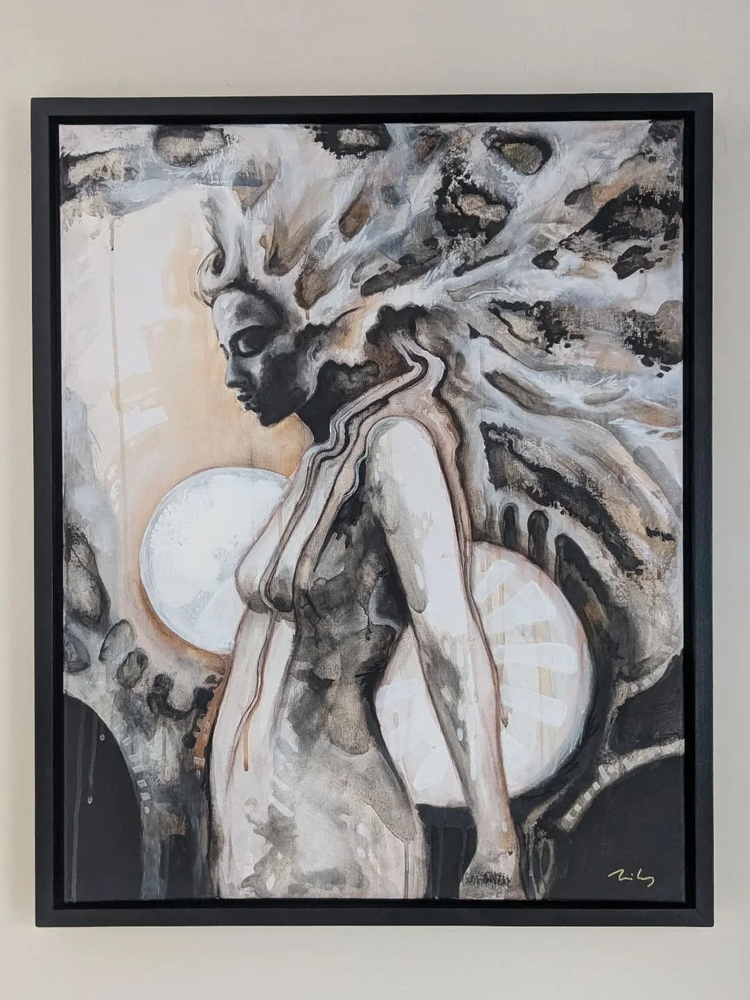 (vendu/sold)
Heureusement, elle part chez un ami parce que  ouch!  Certaine &oelig;uvres sont attach&eacute;es &agrave; mon c&oelig;ur. Comme cette toile: Sphinx de pierres et de plumes. 
.
 
.
art #atelier #painting expressionism  artistequebecois #