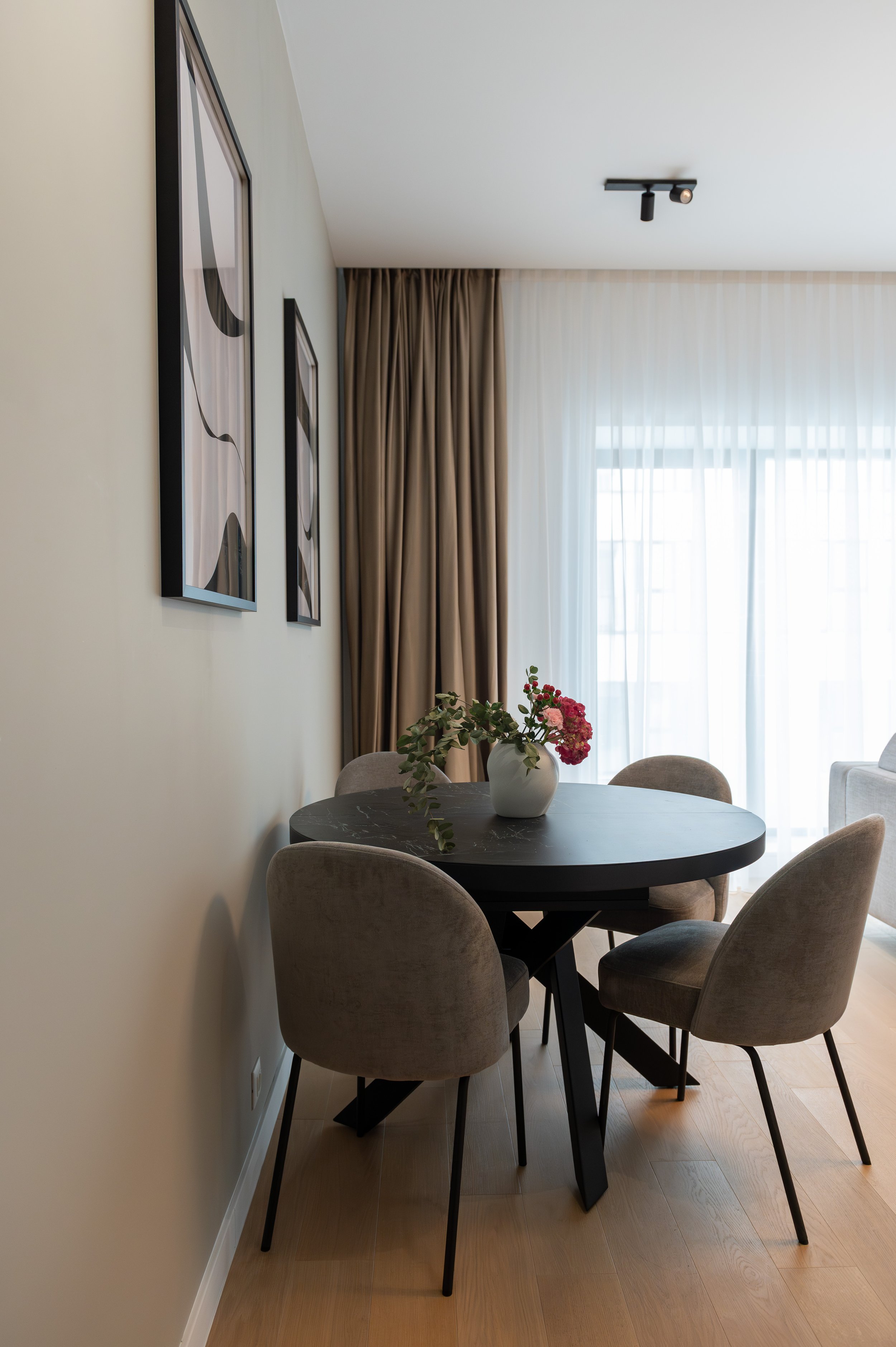 Sundazed Interiors One Verdi-14.jpg
