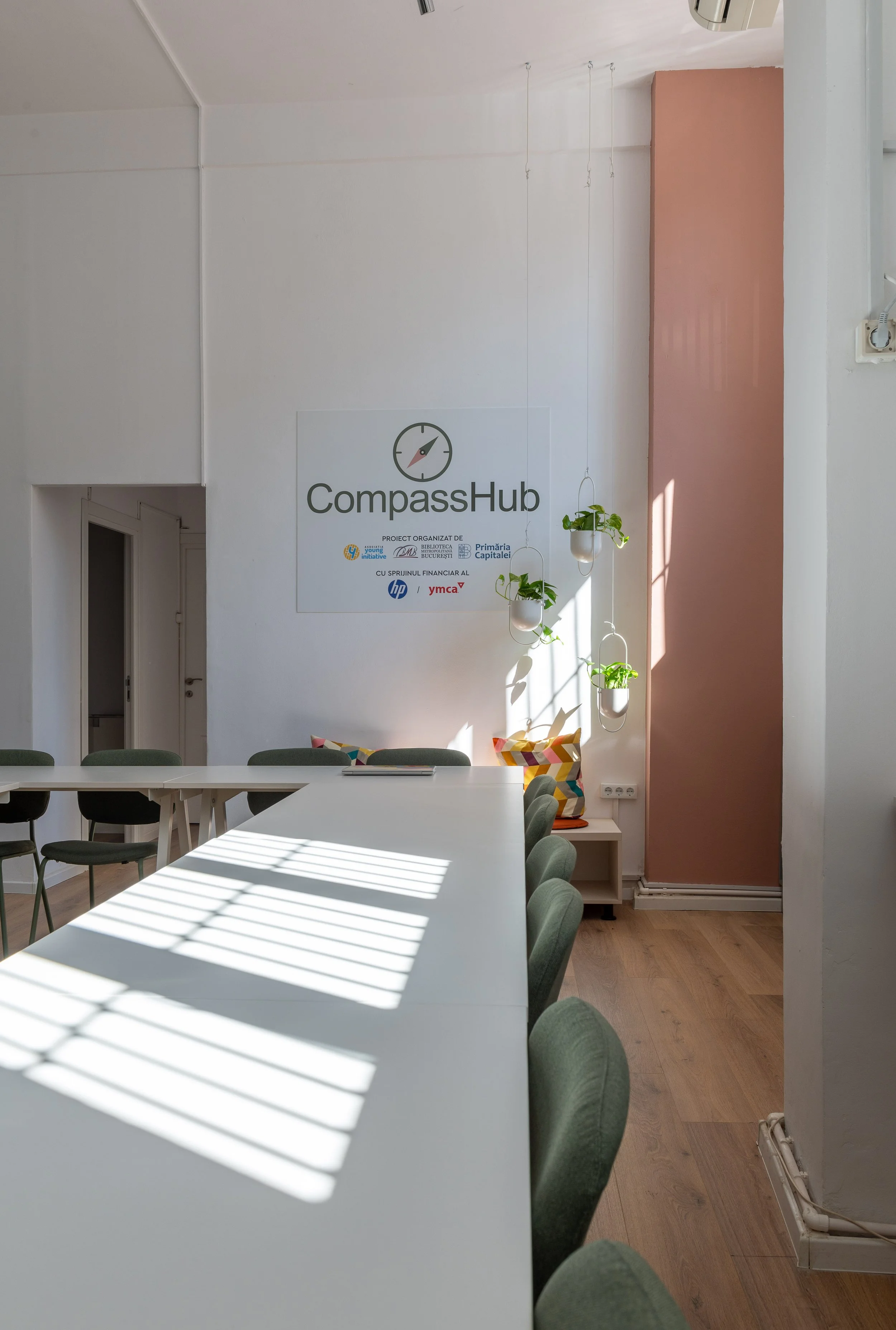 Compas Hub X Sundazed Interiors-07.jpg
