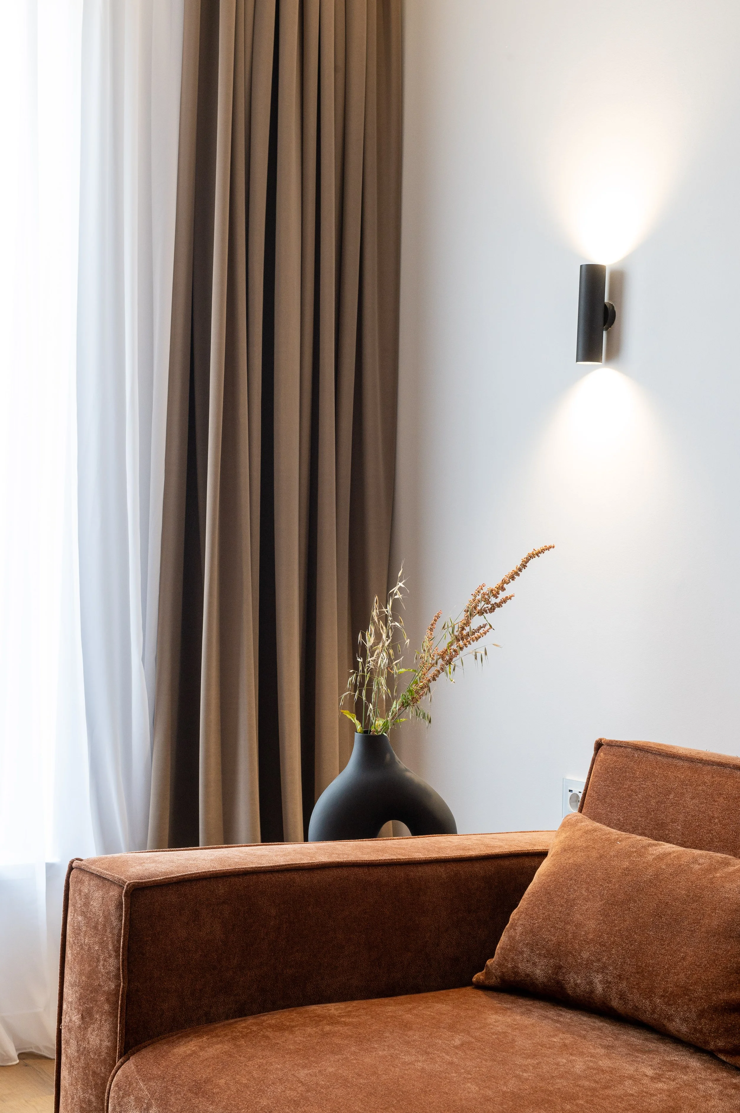 SundazedInteriorsJune2026-05.jpg